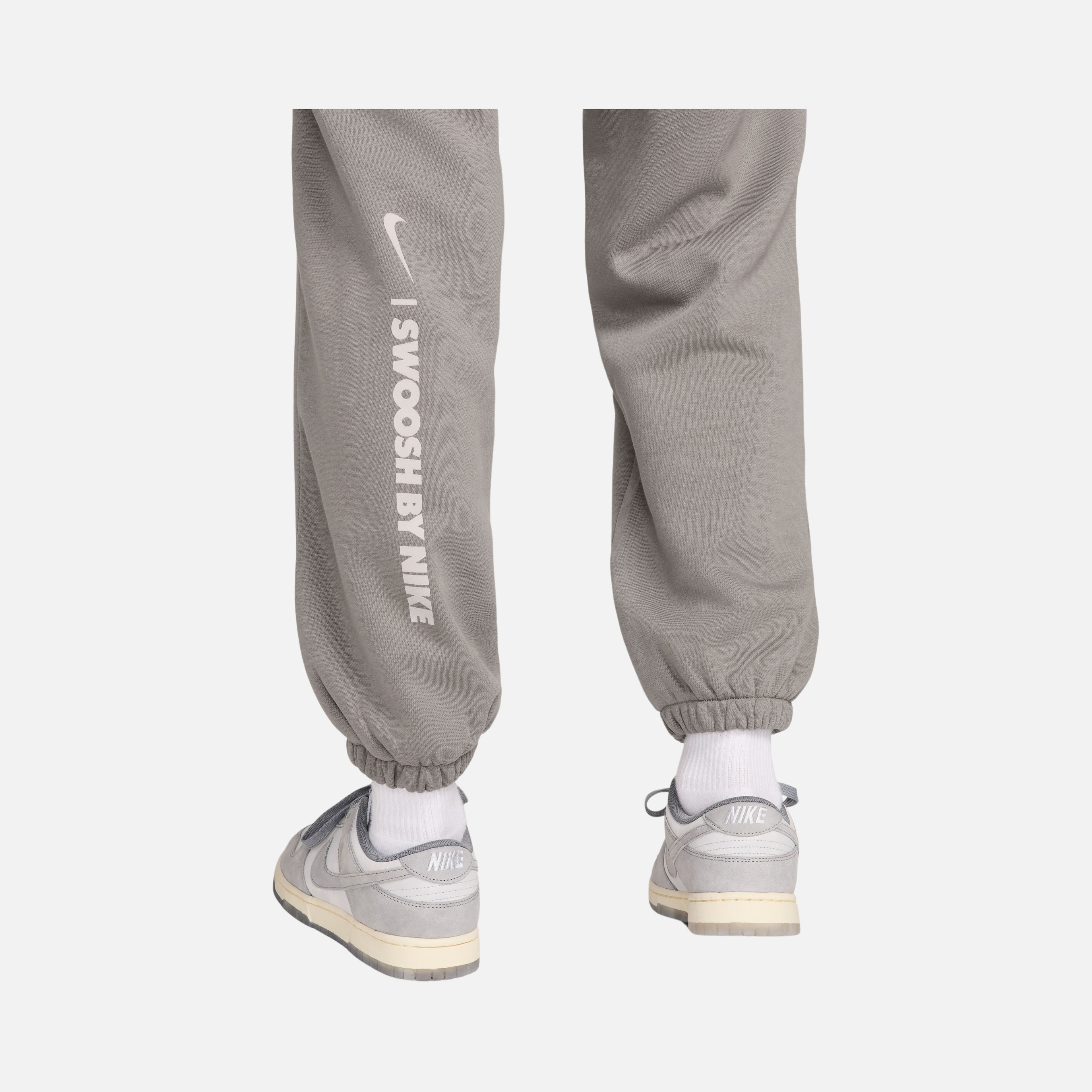 Nike Sportswear Loose Fleece ''Swoosh By Nike Graphic'' Kadın Eşofman Altı