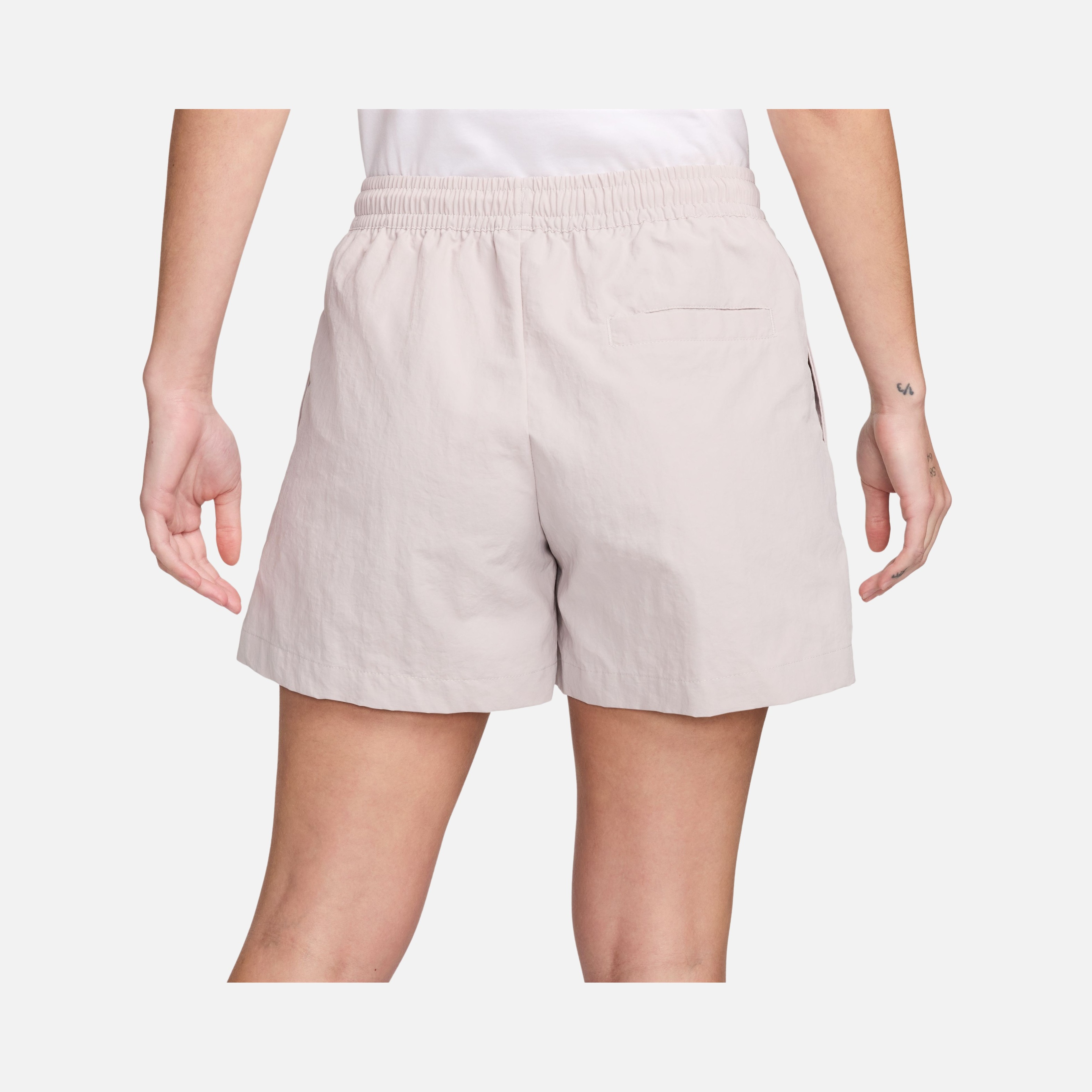 Nike Sportswear Everything Woven Fabrics Mid-Rise 5'' Kadın Şort