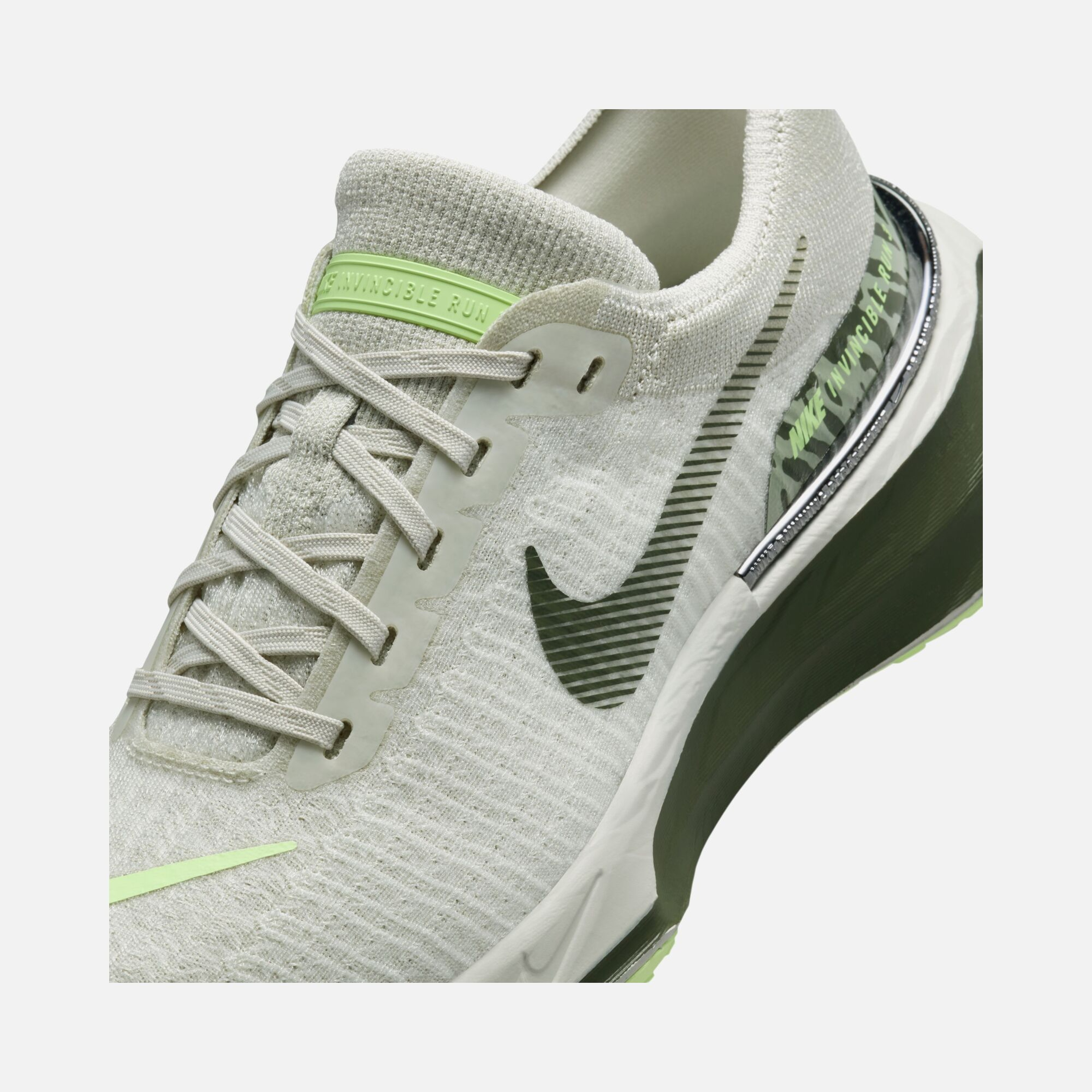 Nike ZoomX Invincible Flyknit 3 Premium Road Running Kadın Spor Ayakkabı
