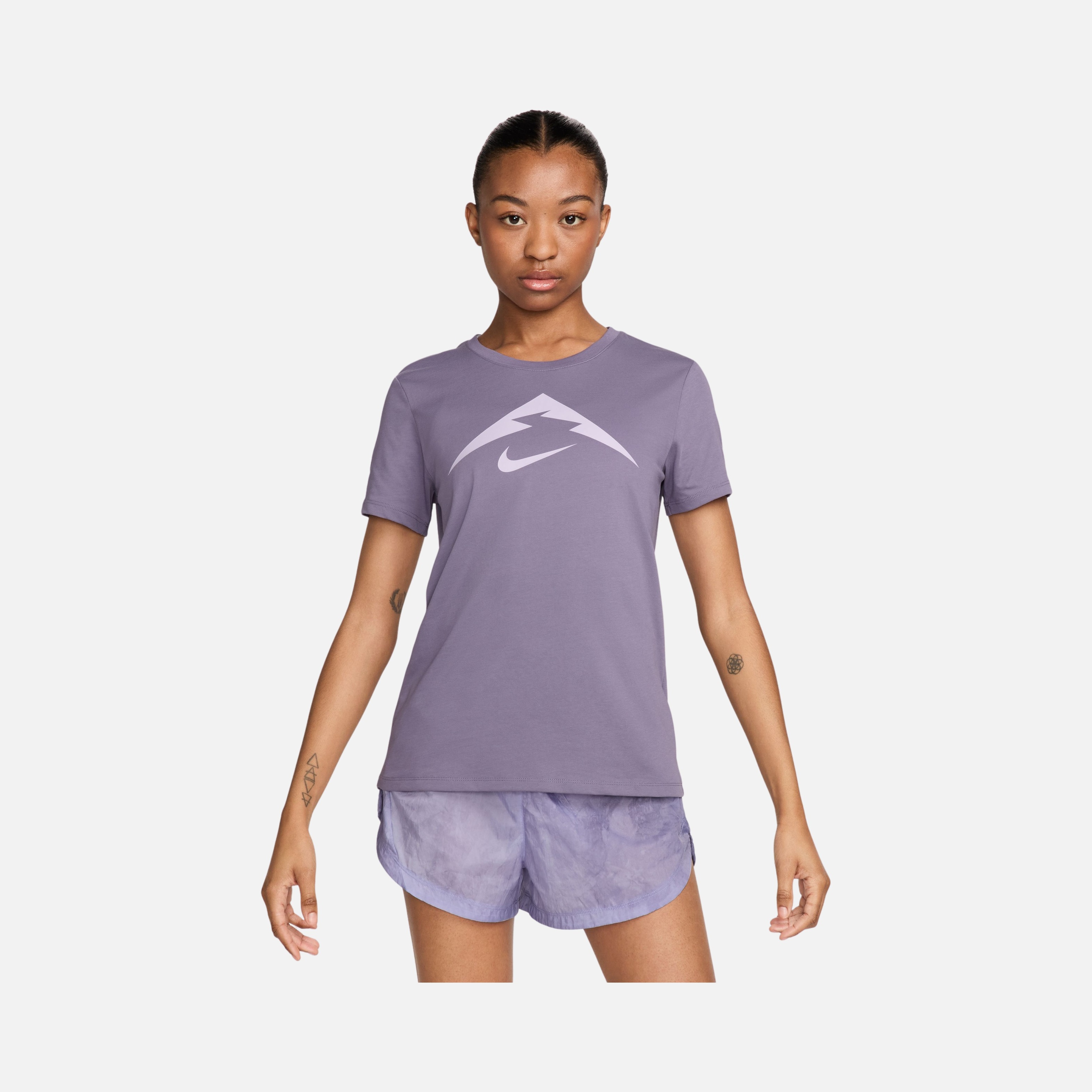 Nike Dri-Fit Legend Trail Running Short-Sleeve Kadın Tişört