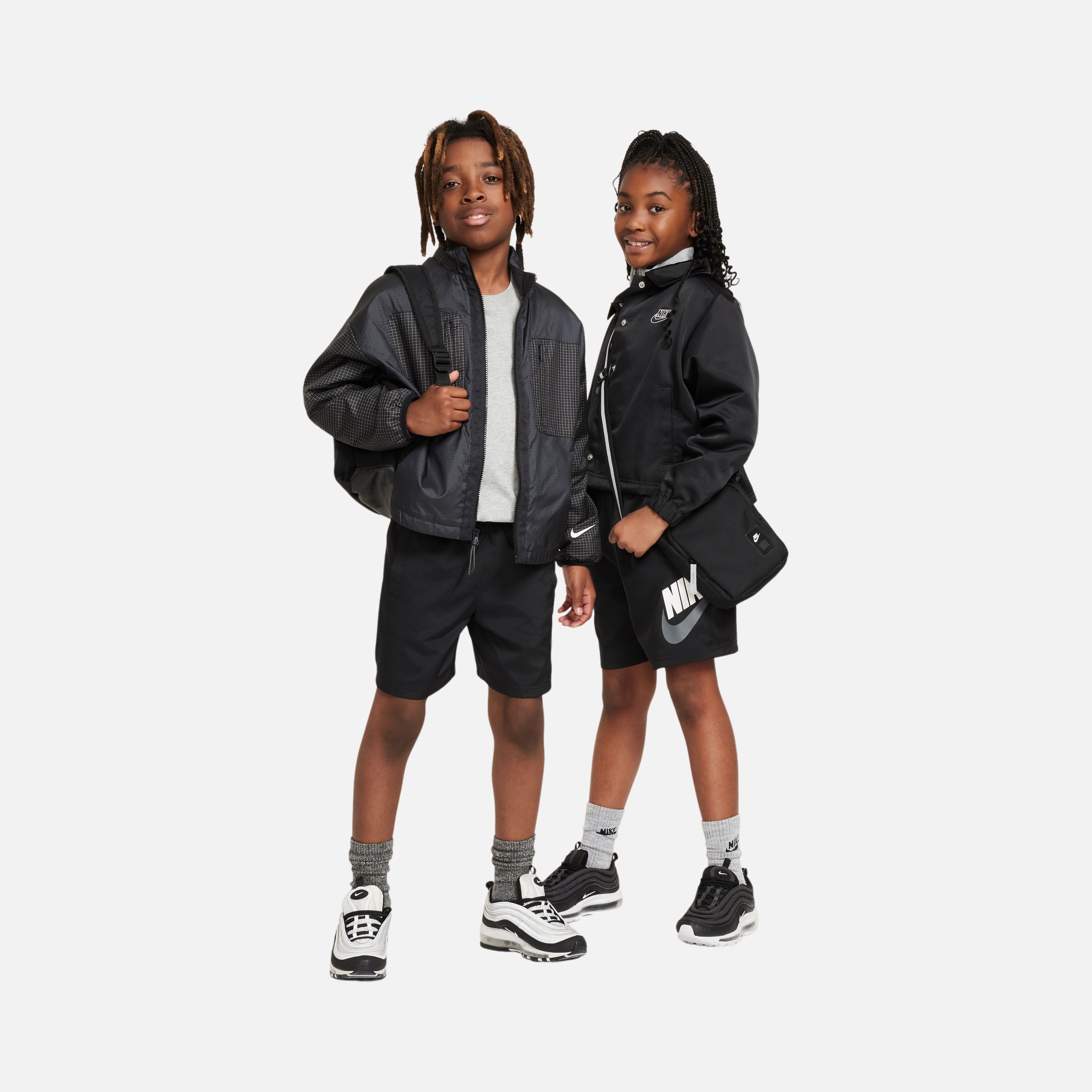 Nike Sportswear Woven Fabrics Mesh Lined Multidirectional Çocuk Şort