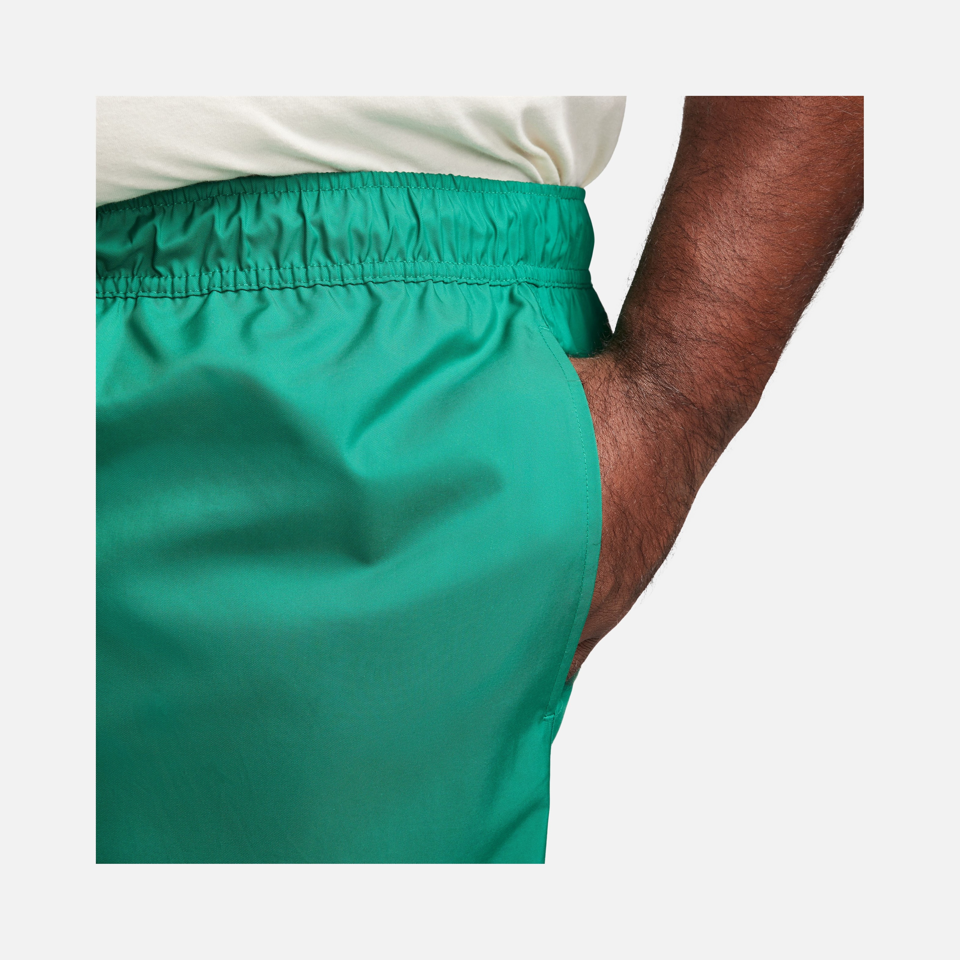 Nike Sportswear Club+ Flow Versatile Weave Loose Erkek Şort