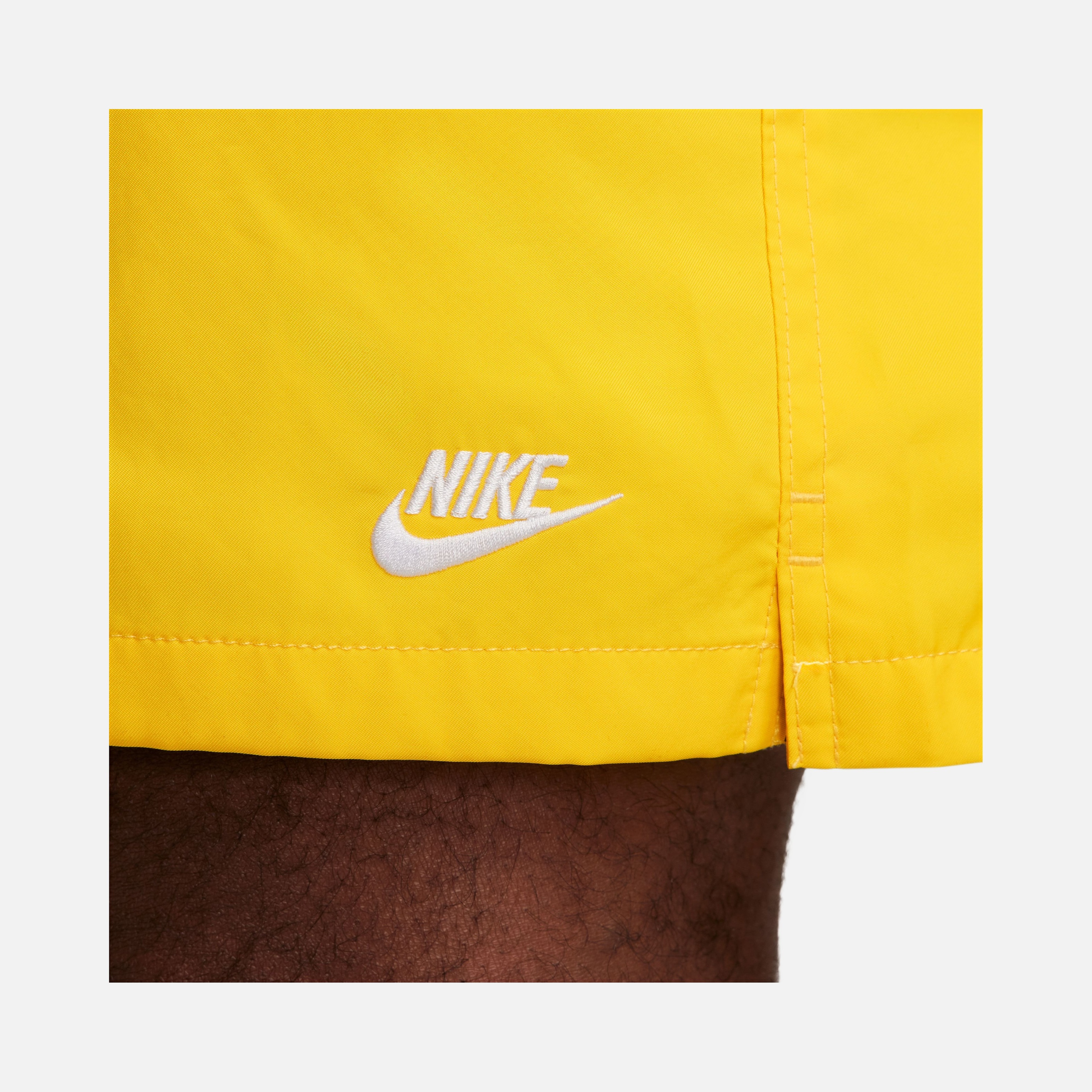 Nike Sportswear Club+ Flow Versatile Weave Loose Erkek Şort