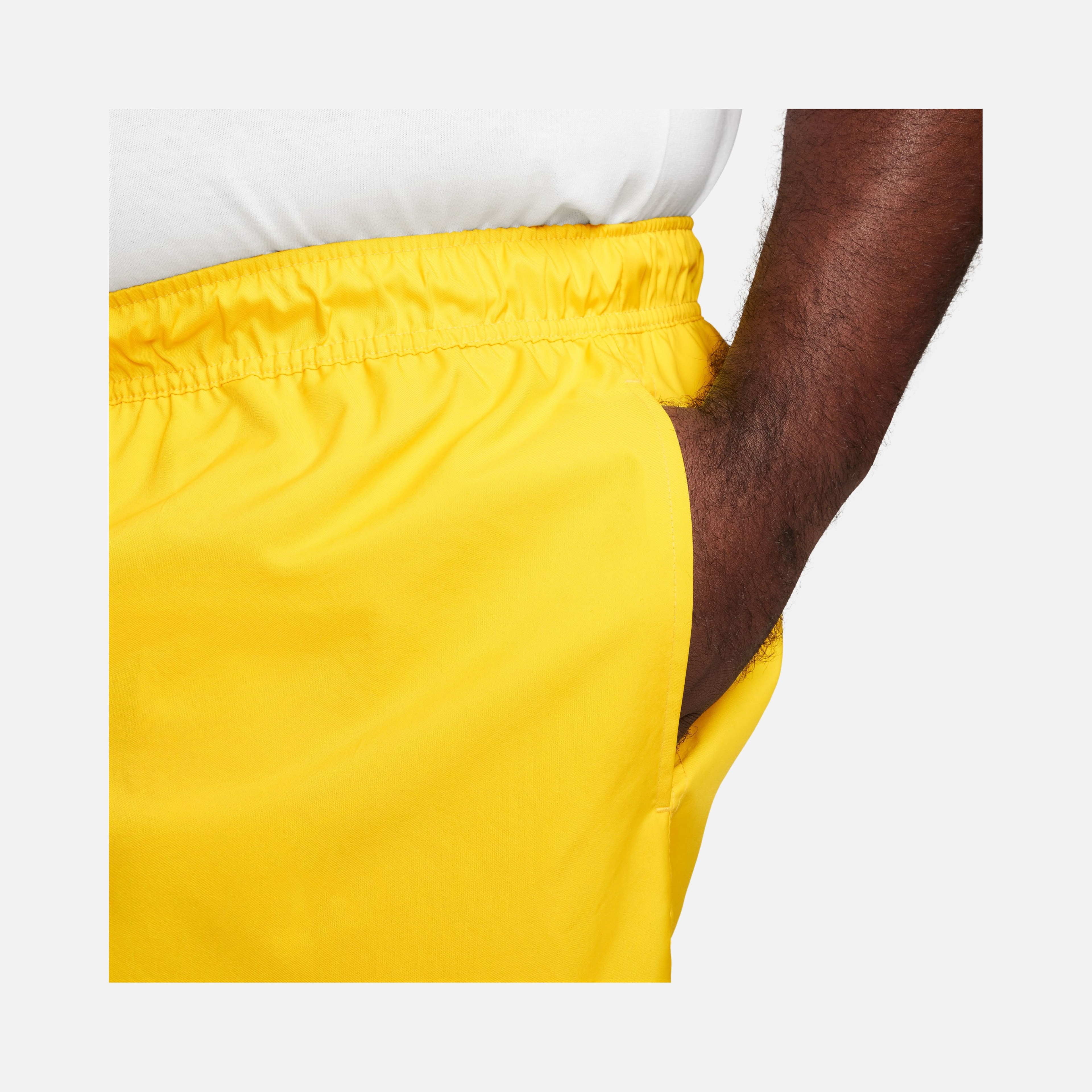 Nike Sportswear Club+ Flow Versatile Weave Loose Erkek Şort