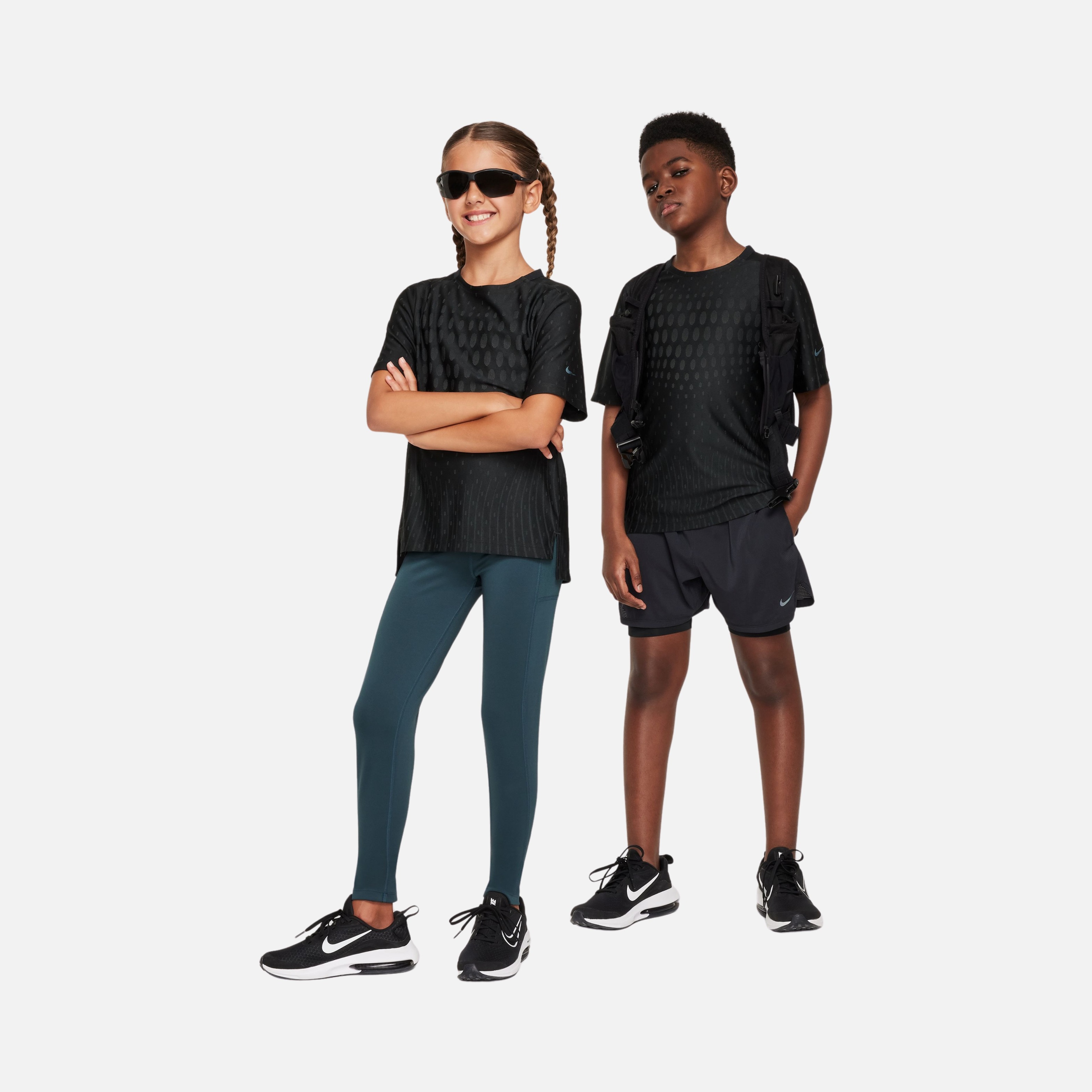 Nike Dri-Fit ADV Woven Multidirectional Tech Training Short-Sleeve Çocuk Tişört