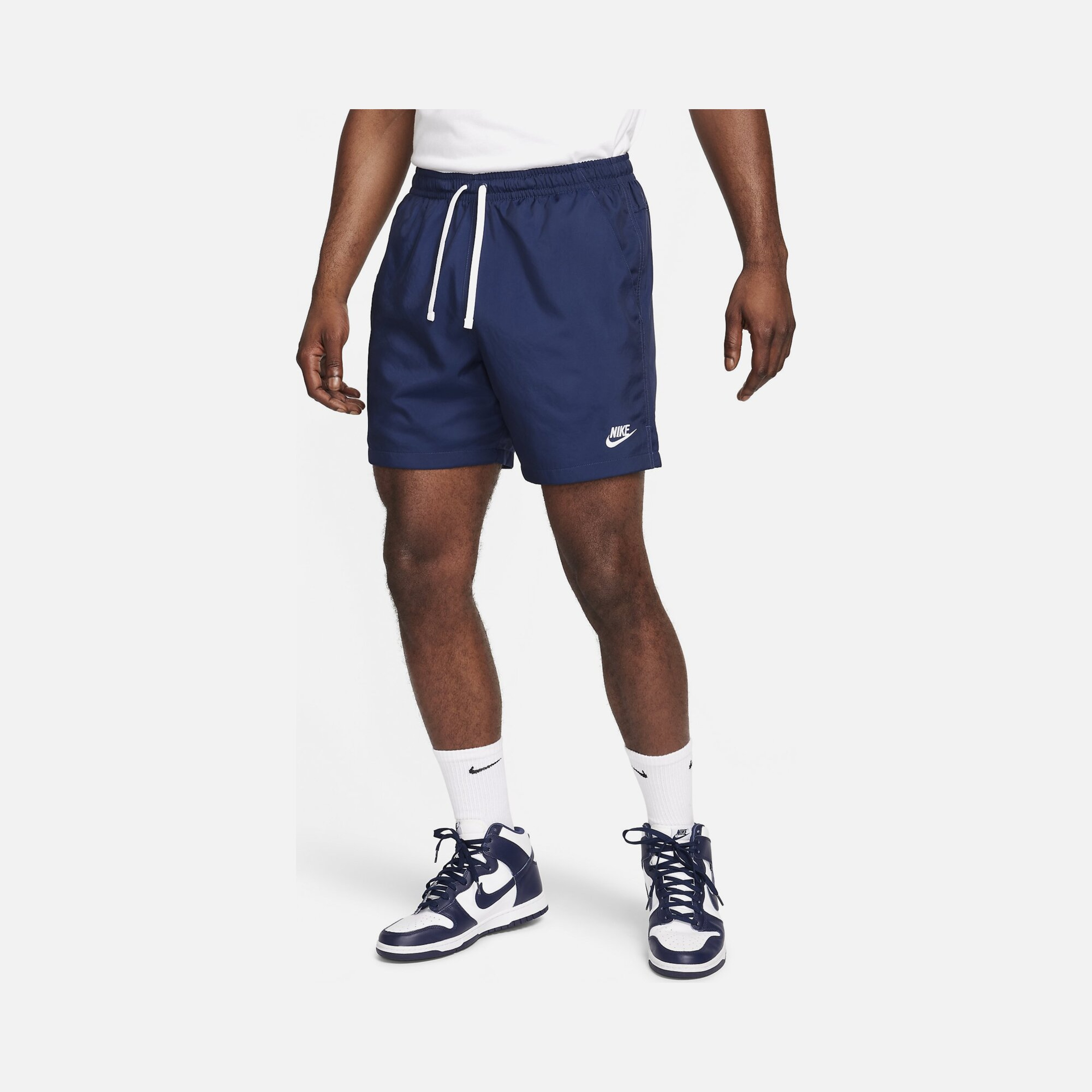 Nike Sportswear Woven Flow Mesh Lined Multidirectional Erkek Şort