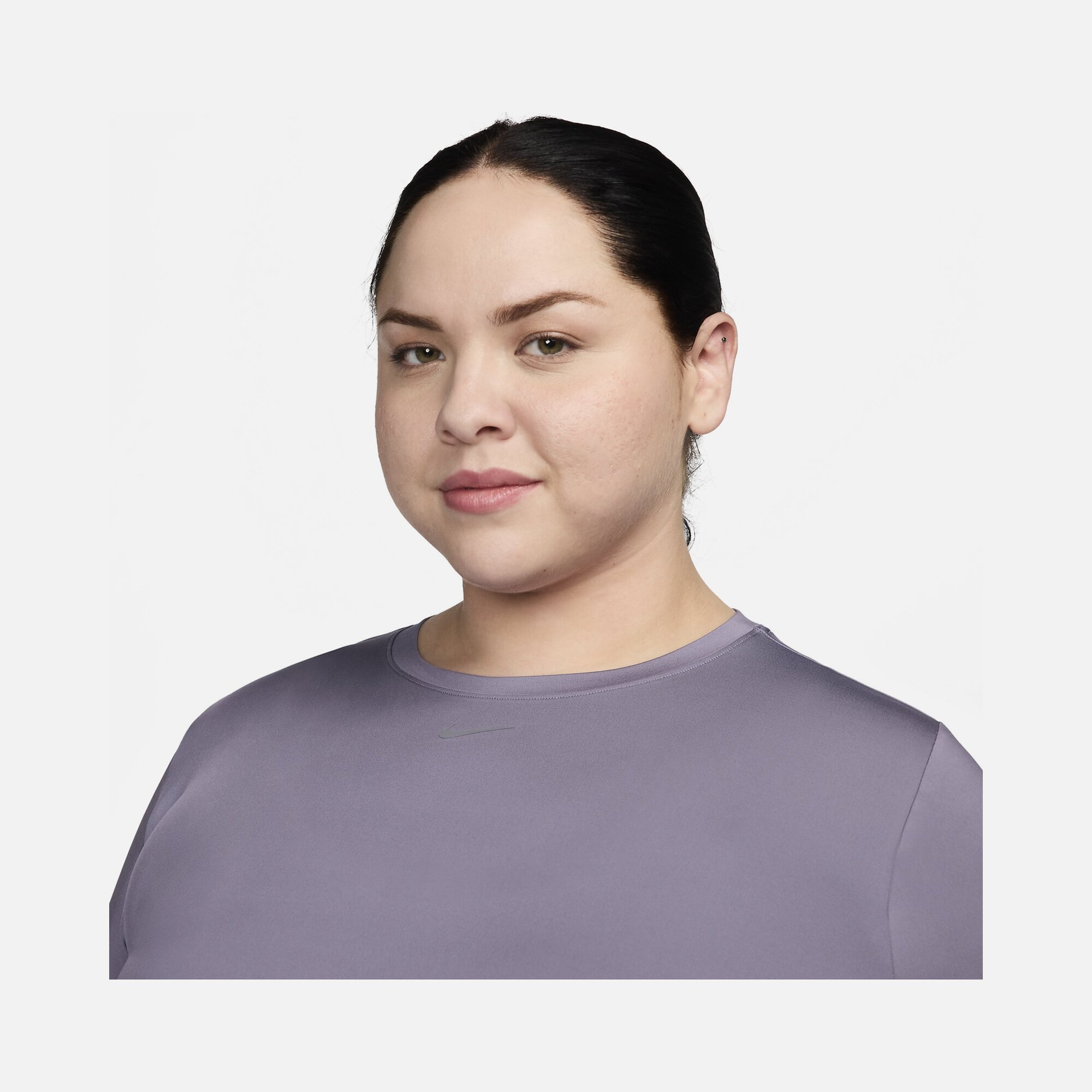 Nike One Classic Dri-Fit Short-Sleeve Training (Plus Size) Kadın Tişört