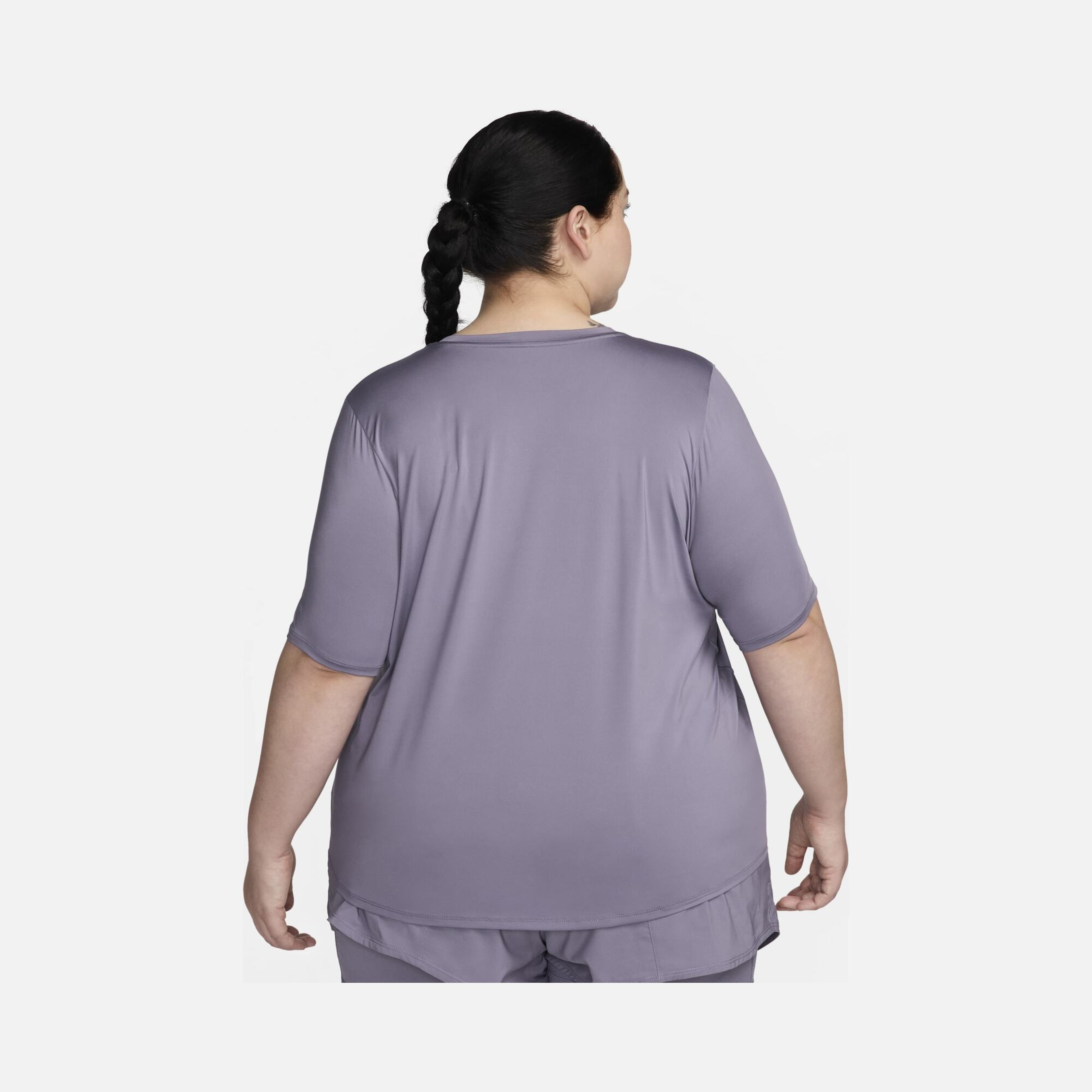 Nike One Classic Dri-Fit Short-Sleeve Training (Plus Size) Kadın Tişört