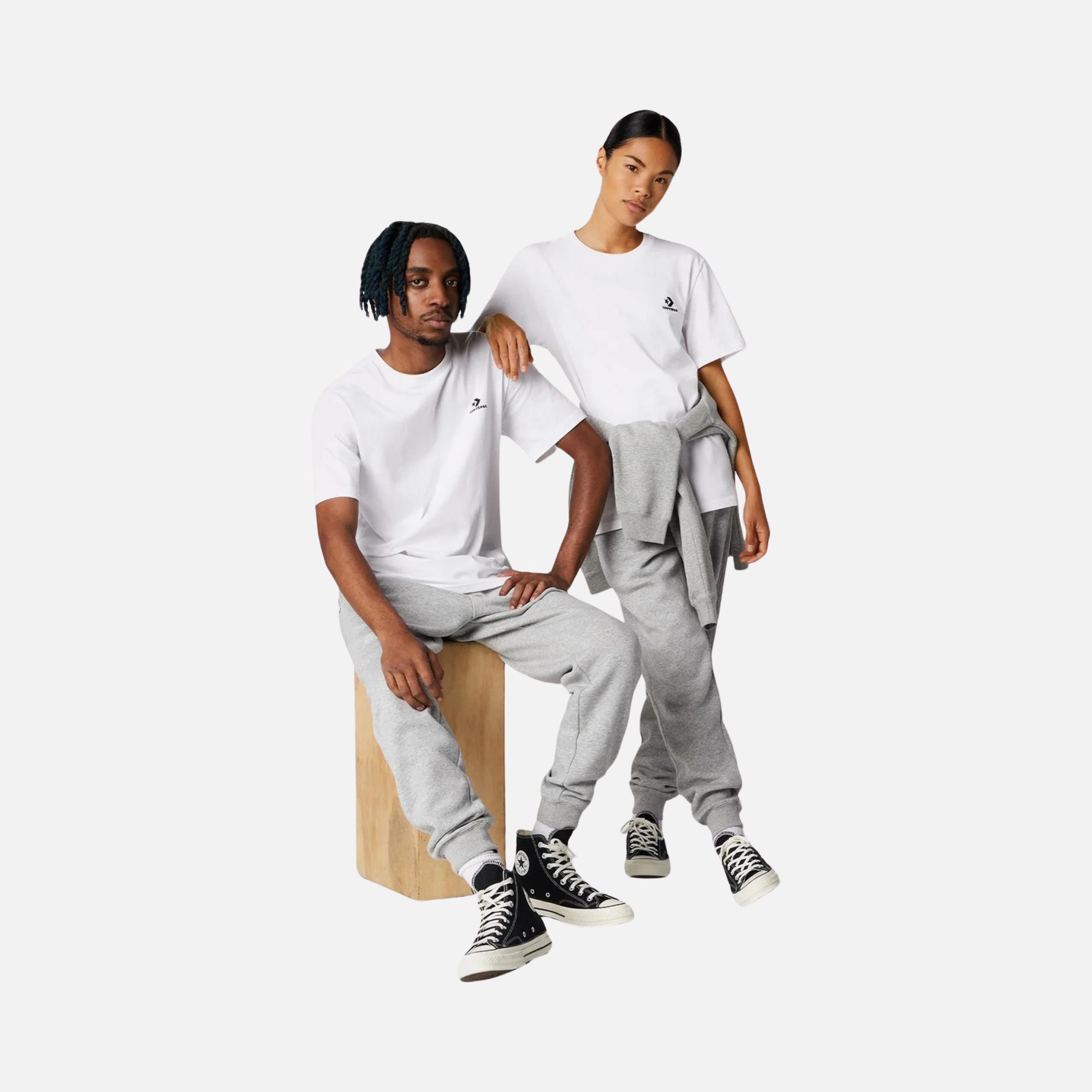 Converse Go To Embroidered Star Chevron Standard Fit Short-Sleeve Unisex Tişört