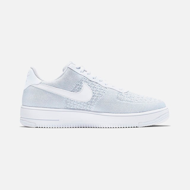 Nike Beyaz Nike Air Force 1 Flyknit 2.0