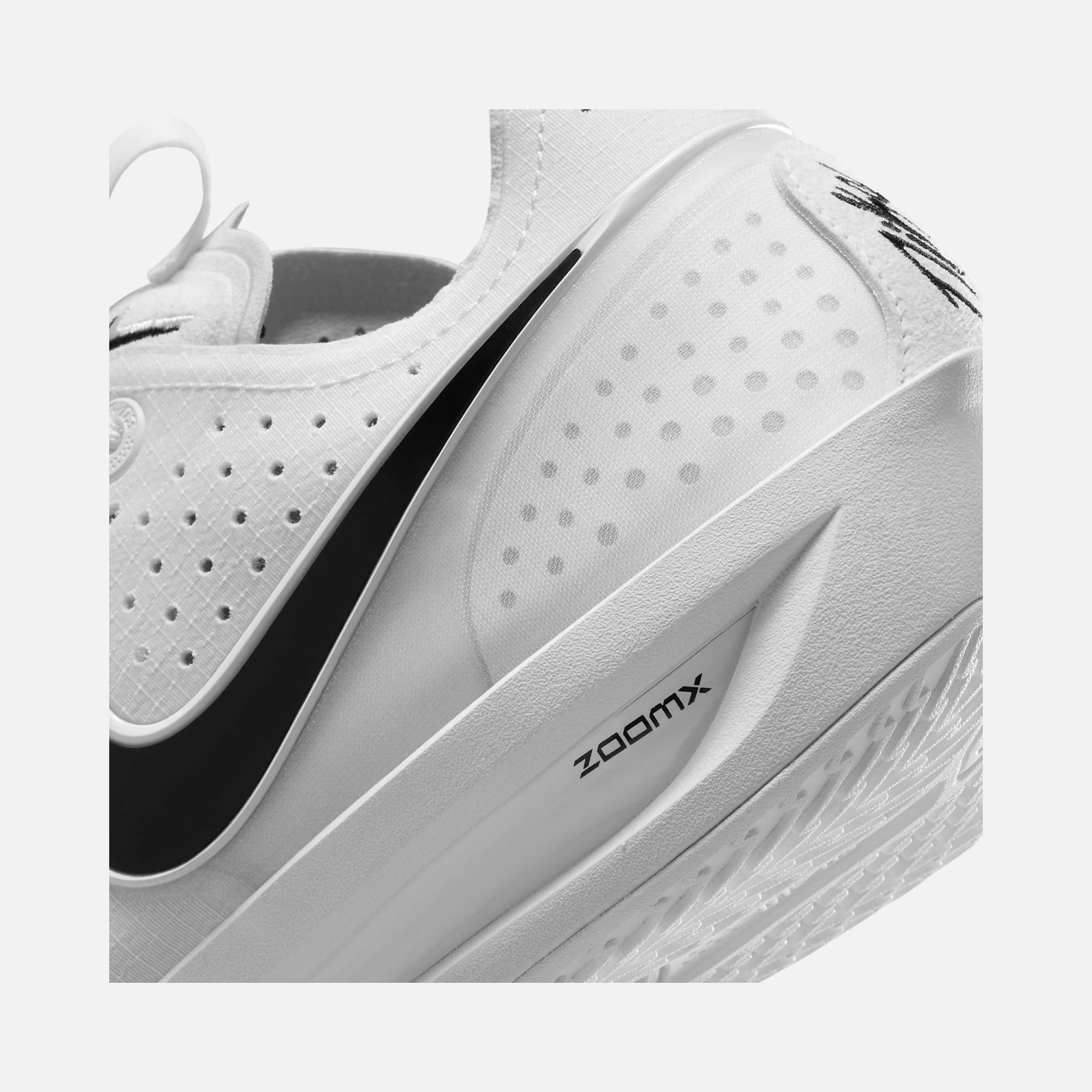 Nike G.T. Cut 3 Erkek Basketbol Ayakkabısı | Barçın