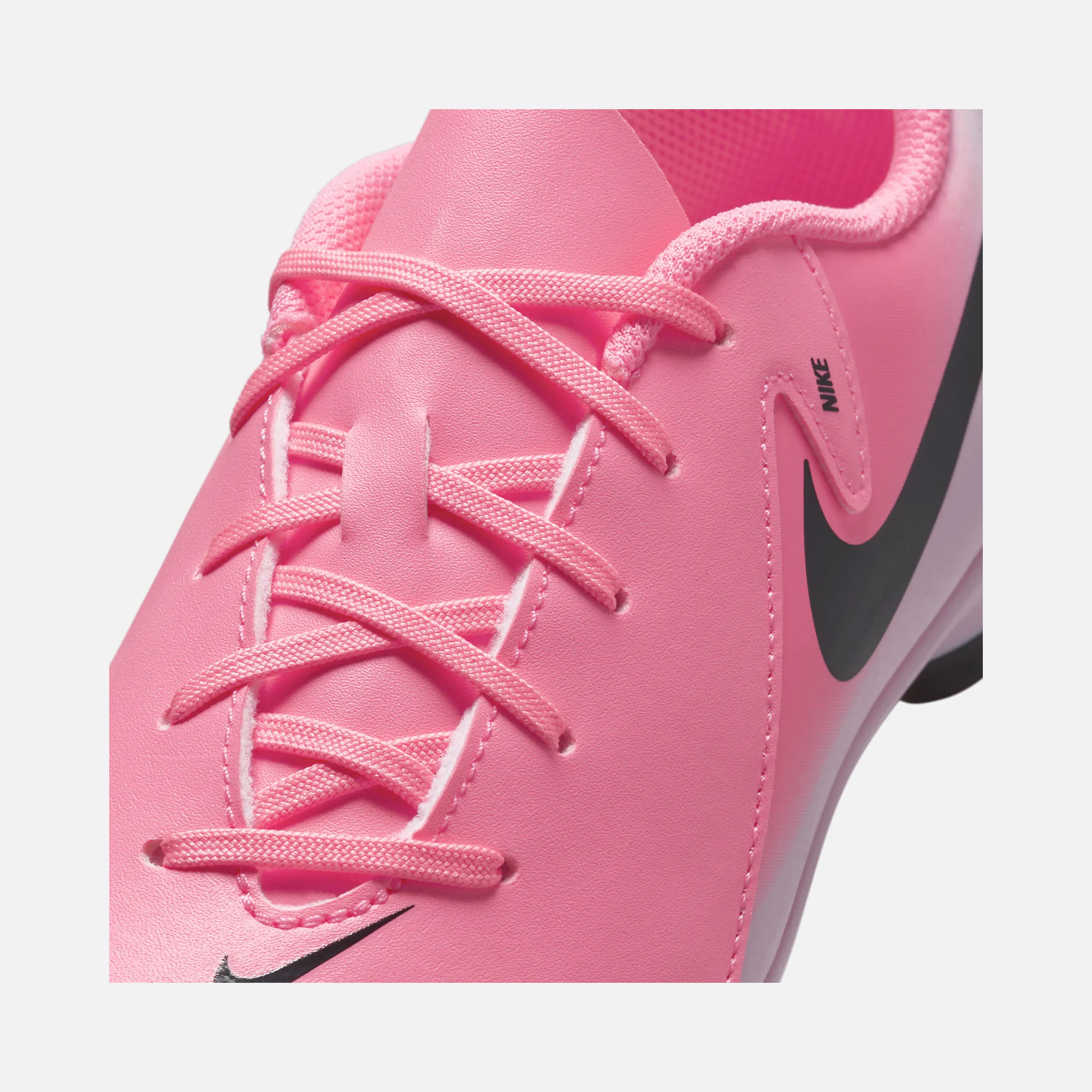 Nike Jr. Phantom GX II Academy FG/MG Multi-Ground Low-Top Çocuk Krampon