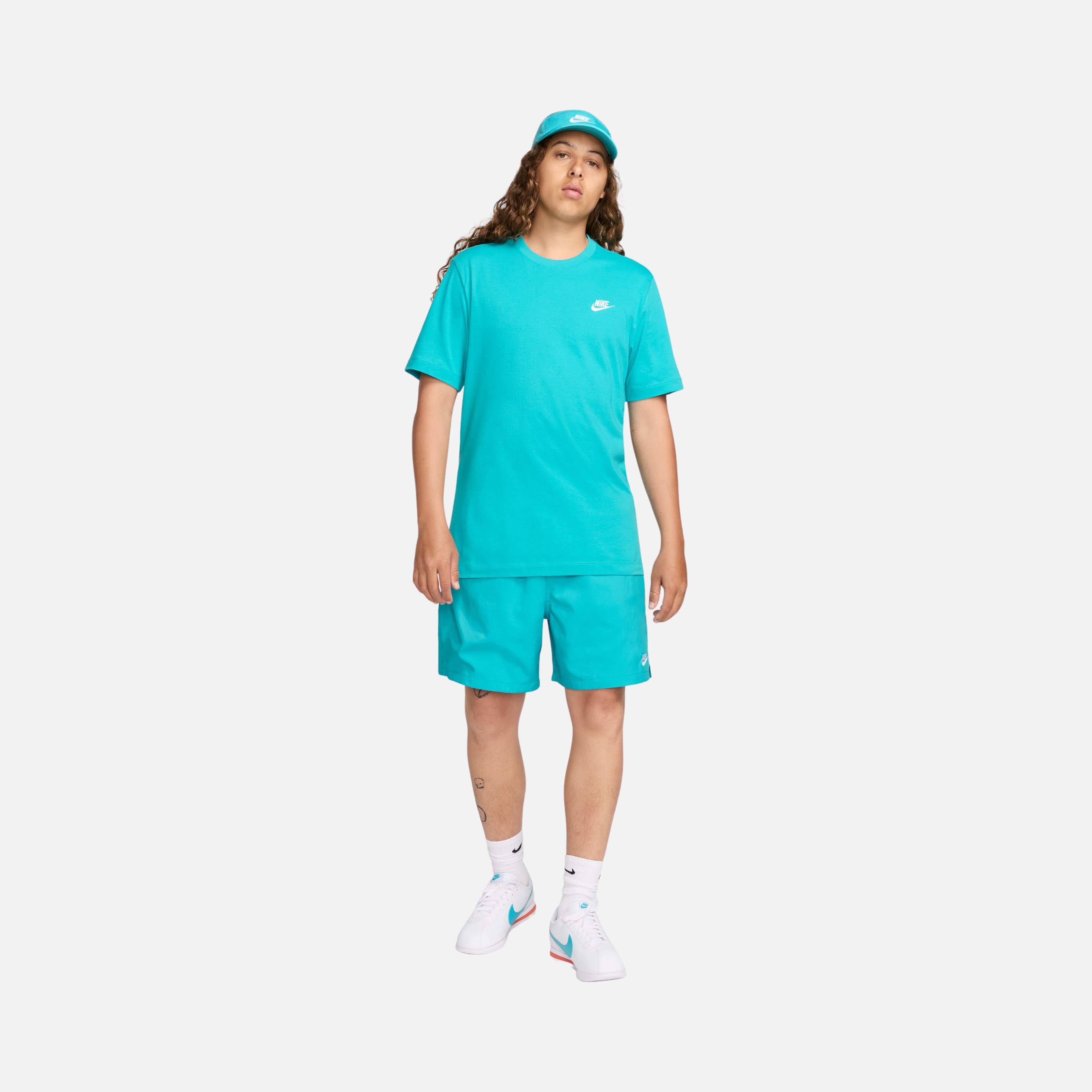 Nike Sportswear Club Short-Sleeve Erkek Tişört