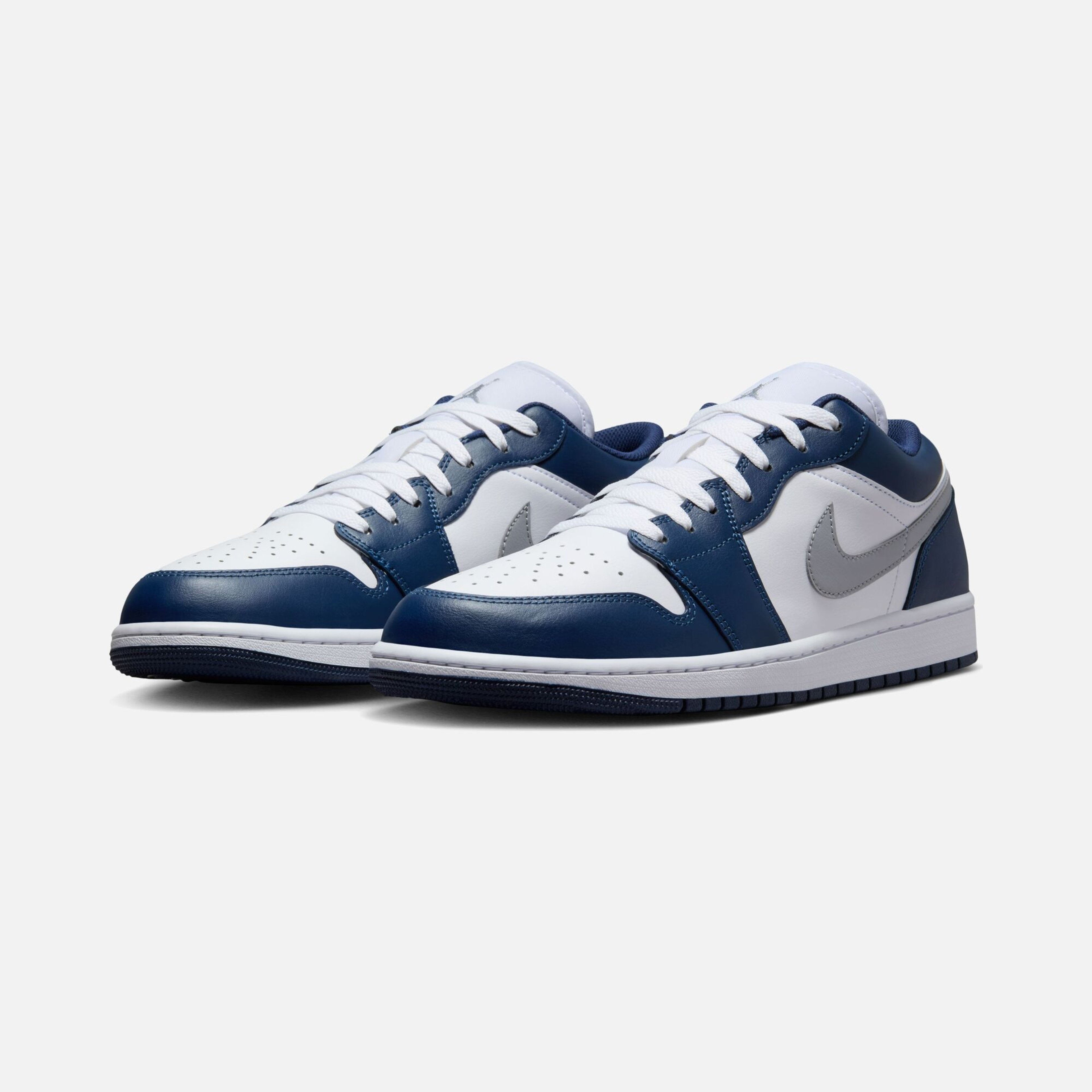 Nike Air Jordan 1 Low CO Erkek Spor Ayakkabı