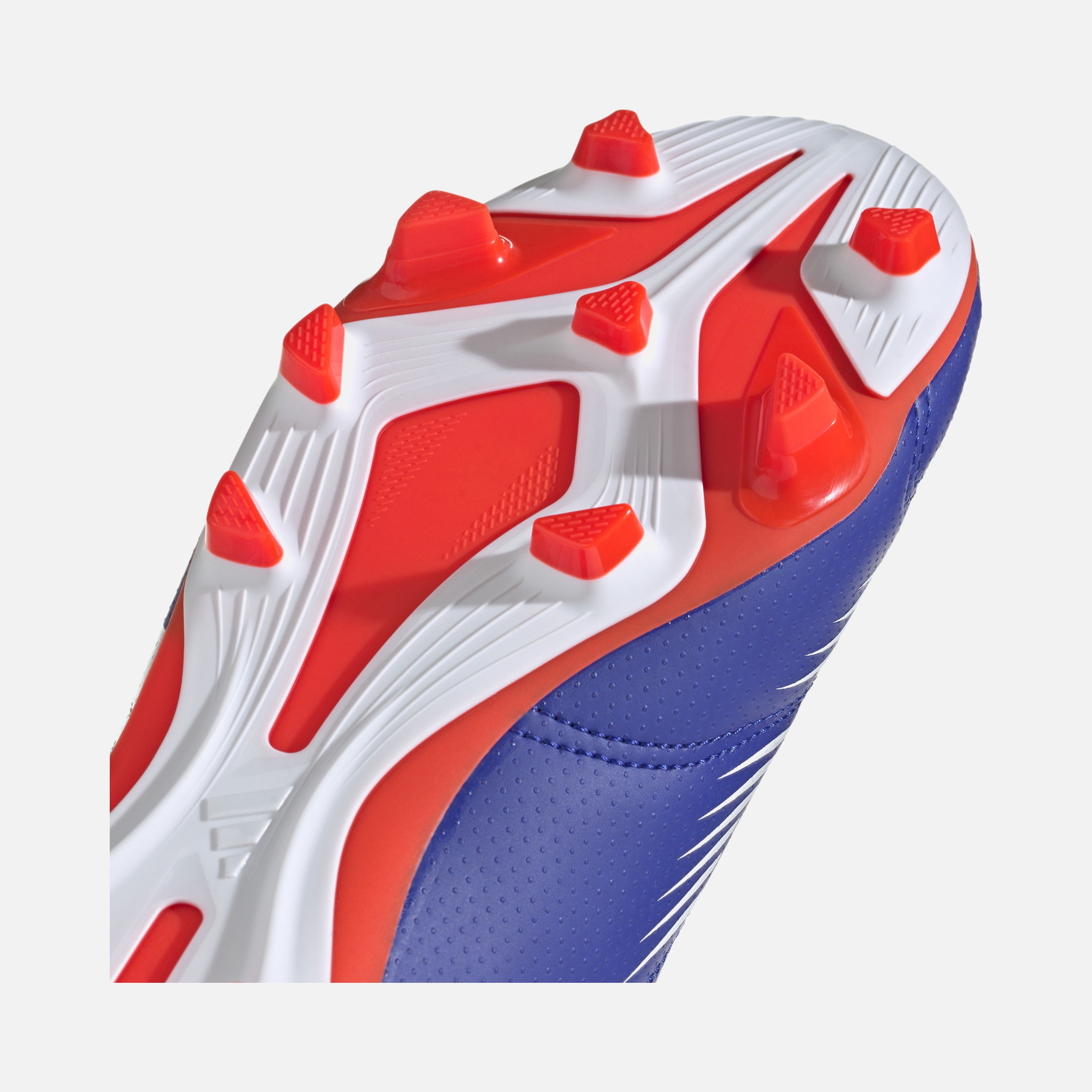 adidas Predator Club FxG Flexible Ground Erkek Krampon