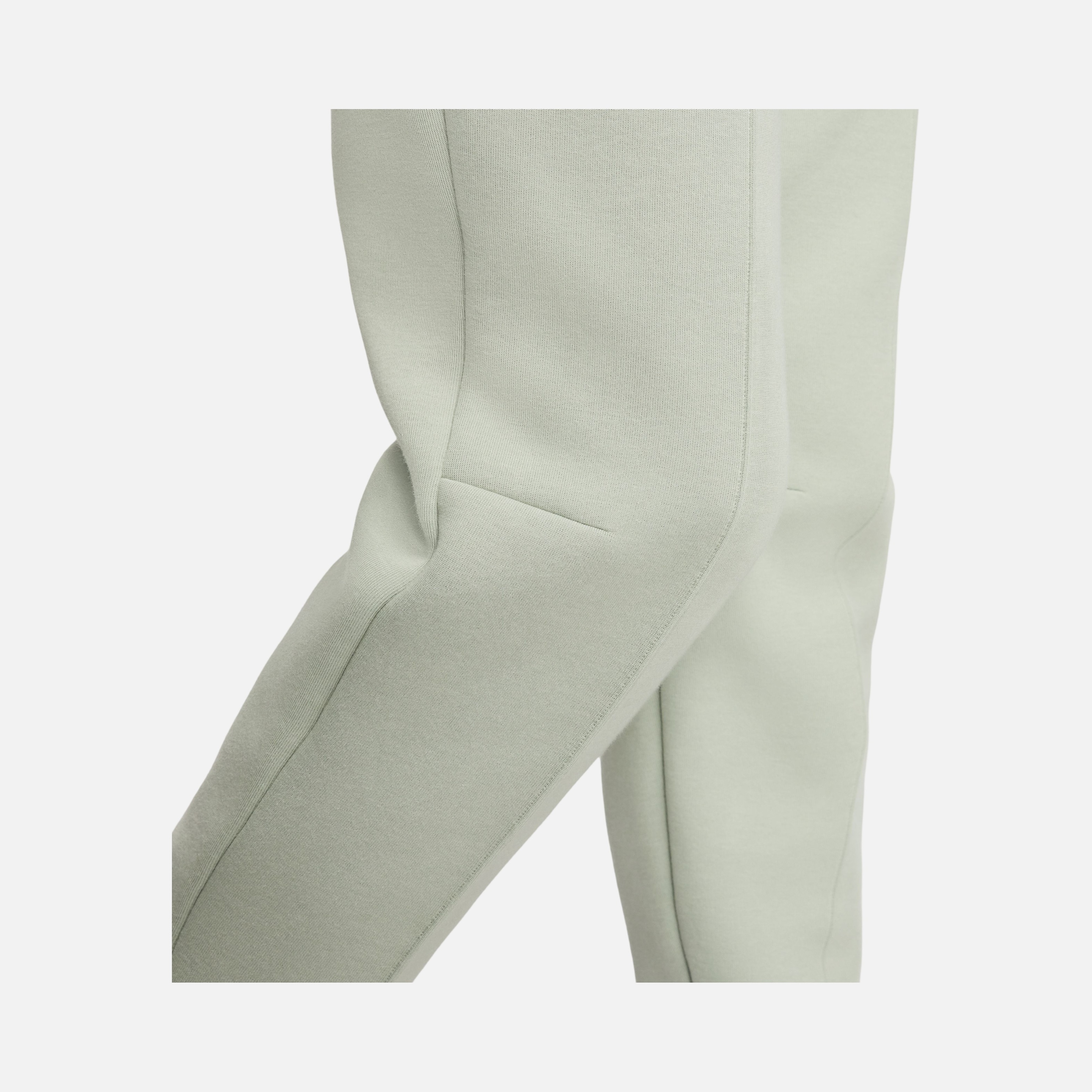 Nike Sportswear Tech Fleece Mid-Rise Kadın Eşofman Altı