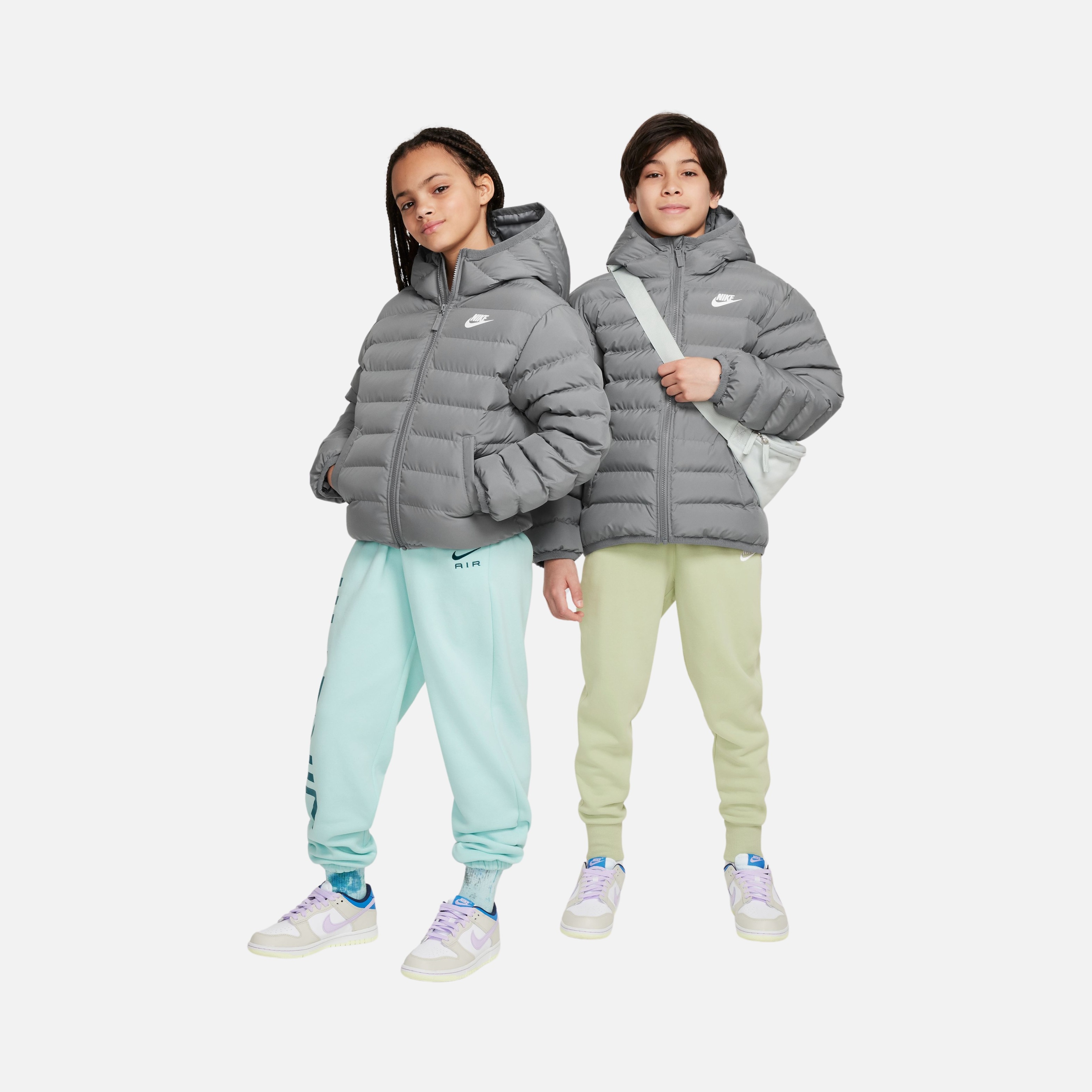 Nike Sportswear Heavyweight Synthetic-Fill EasyOn Therma-Fit Repel Loose Full-Zip Hoodie Çocuk Mont