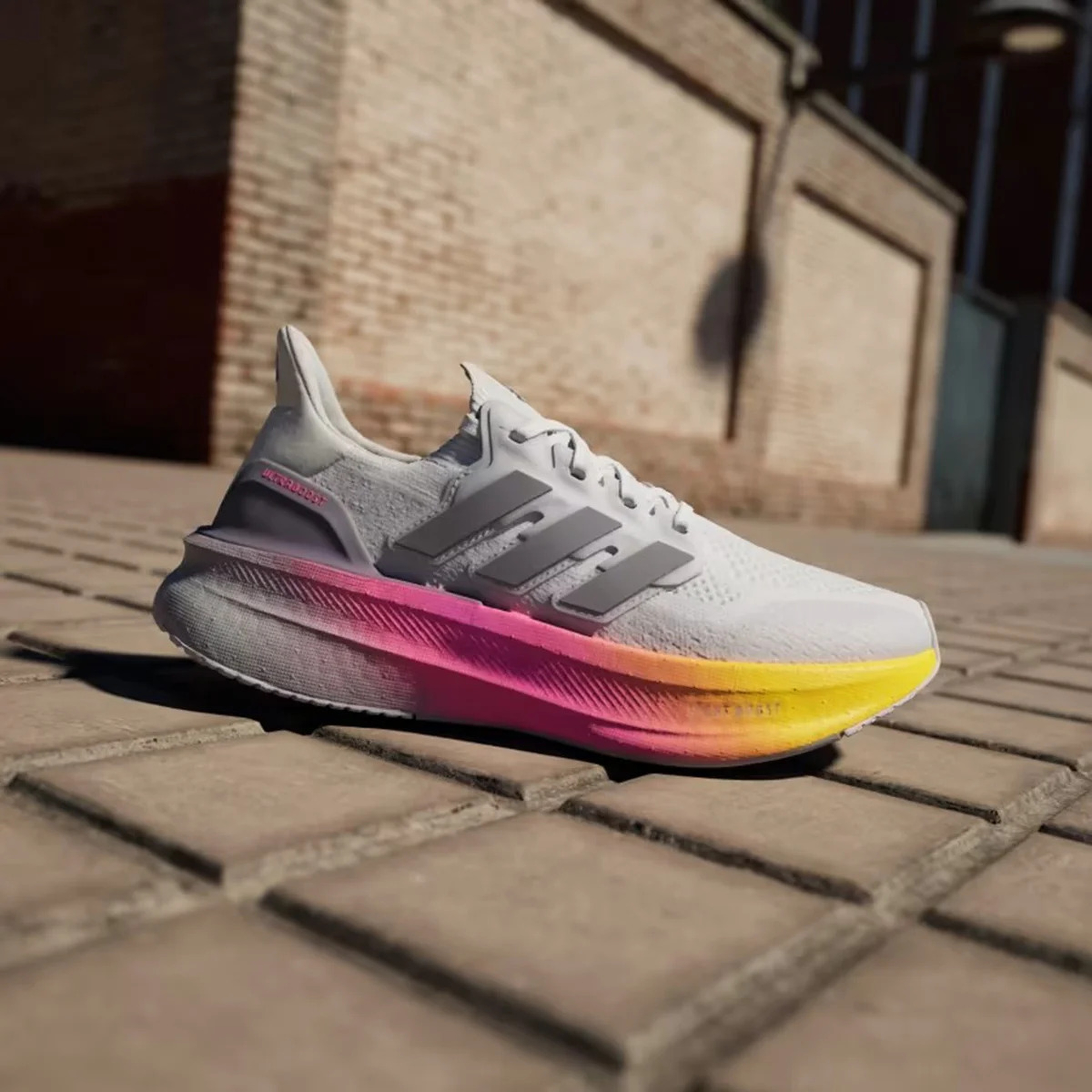 adidas Ultraboost 5 Middle Distance Road Running Kadın Spor Ayakkabı