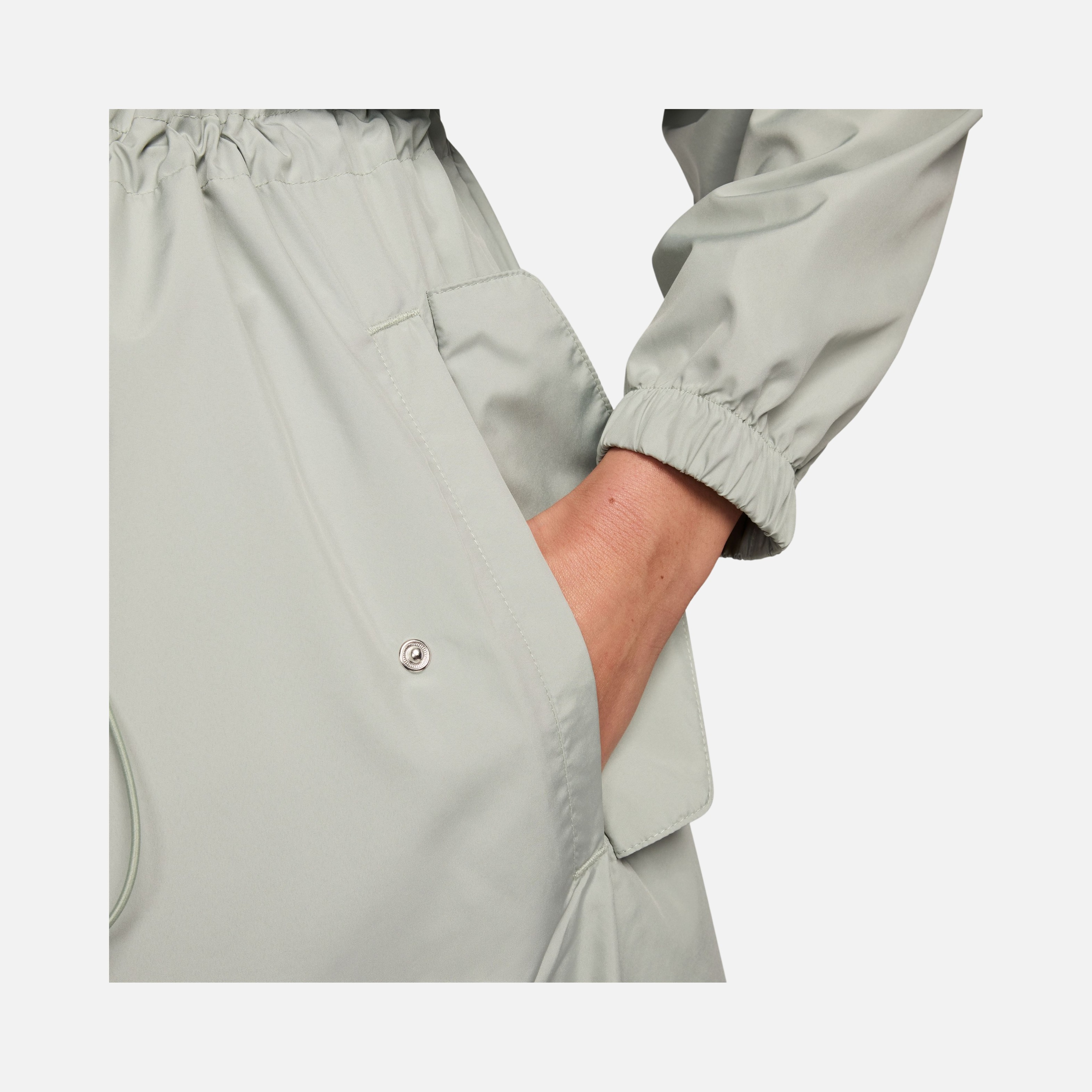 Nike Sportswear Essential High-Low Hemline Oversized Full-Zip
