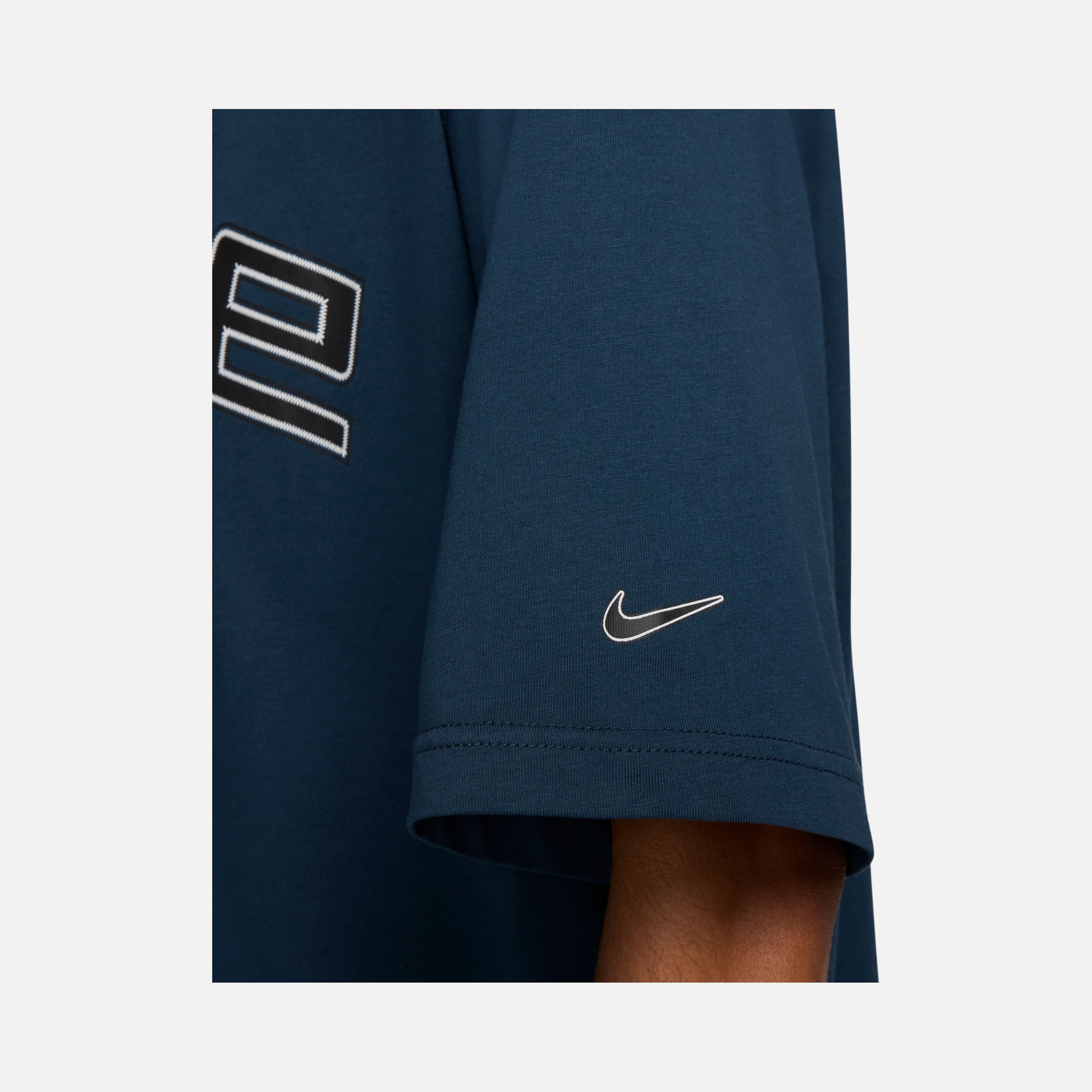 Nike Sportswear Phoenix Graphic Loose Short-Sleeve Kadın Tişört