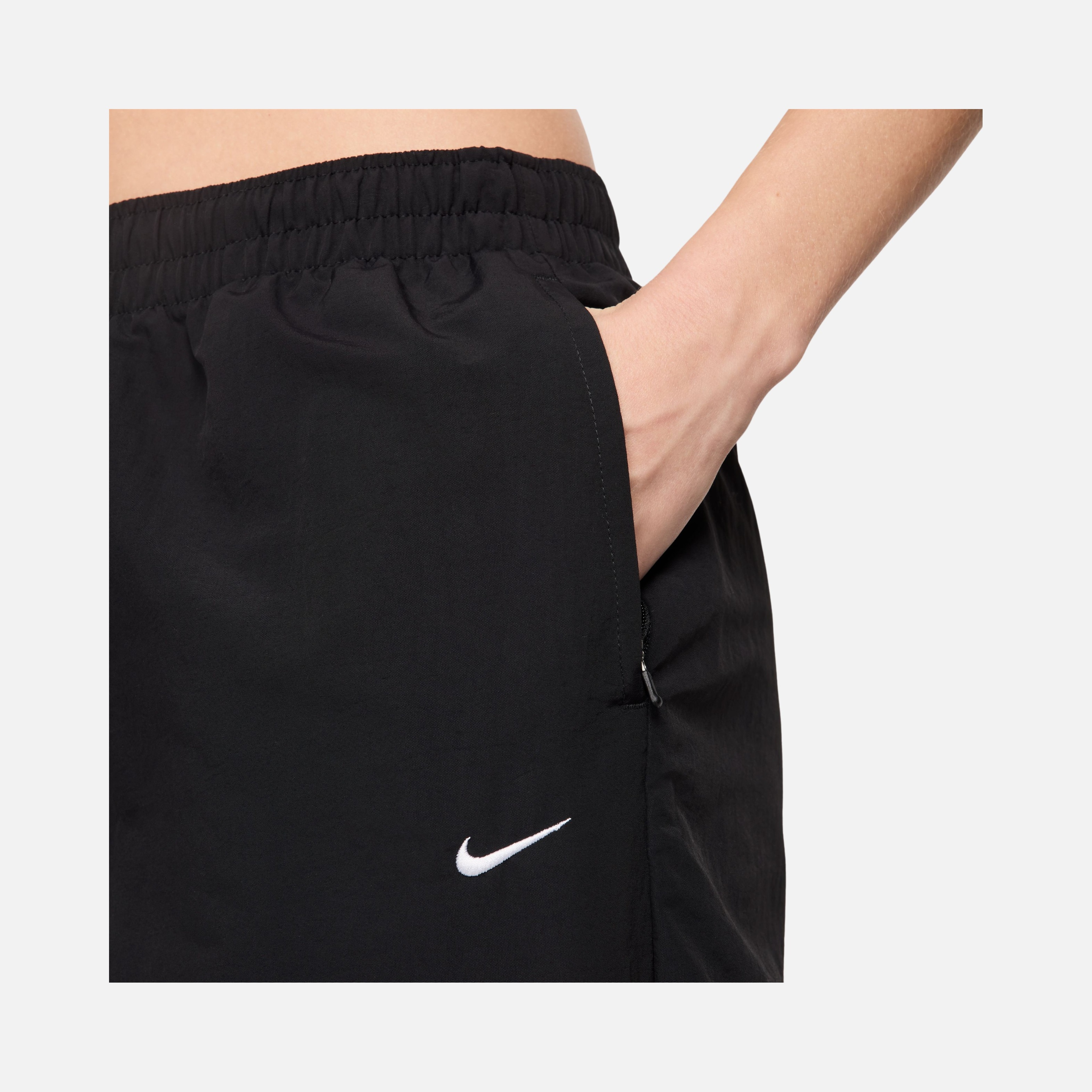 Nike Sportswear Essentials UV High-Waisted Open-Hem Zip Kadın Eşofman Altı