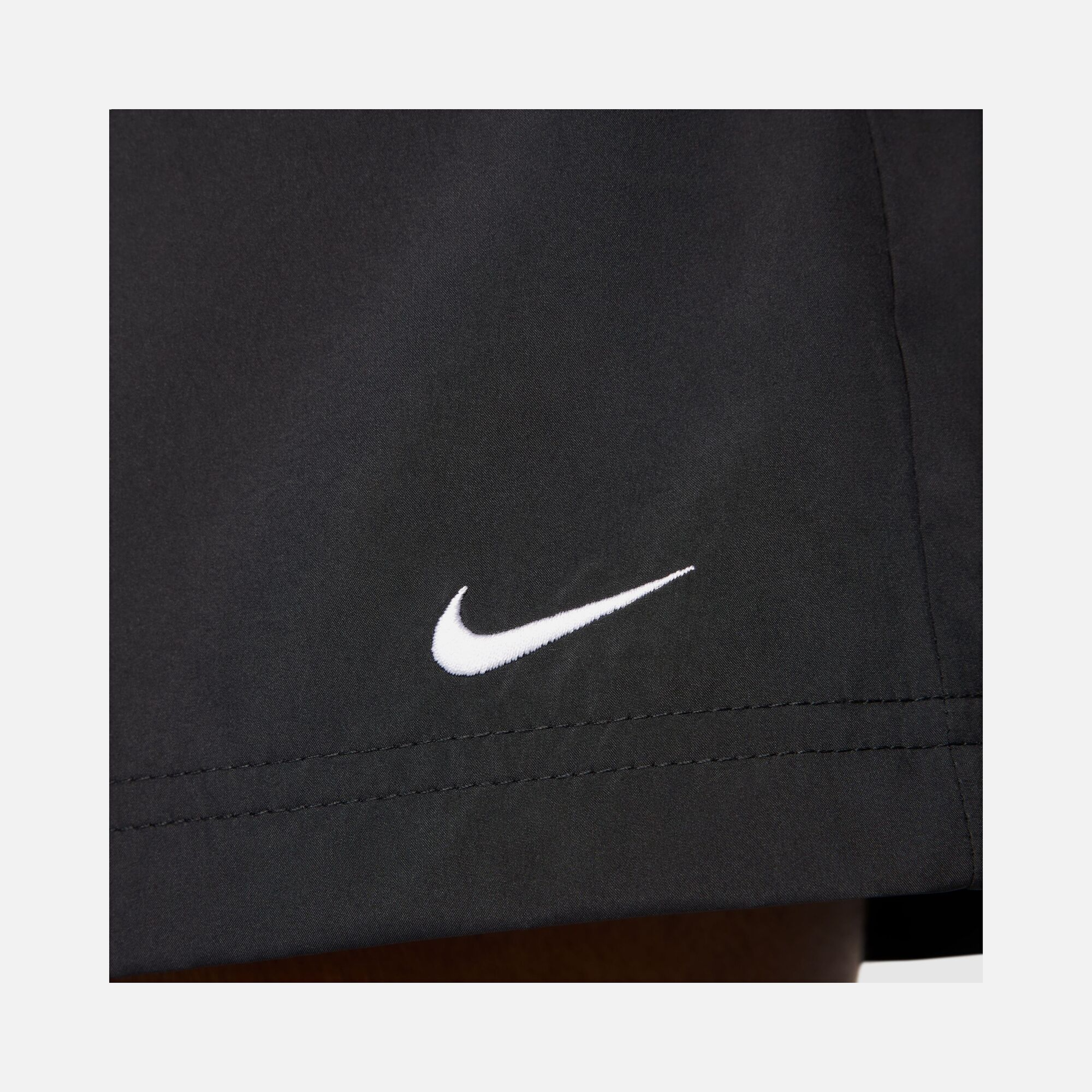 Nike Sportswear Classic Wovens Mid-Rise Kadın Şort