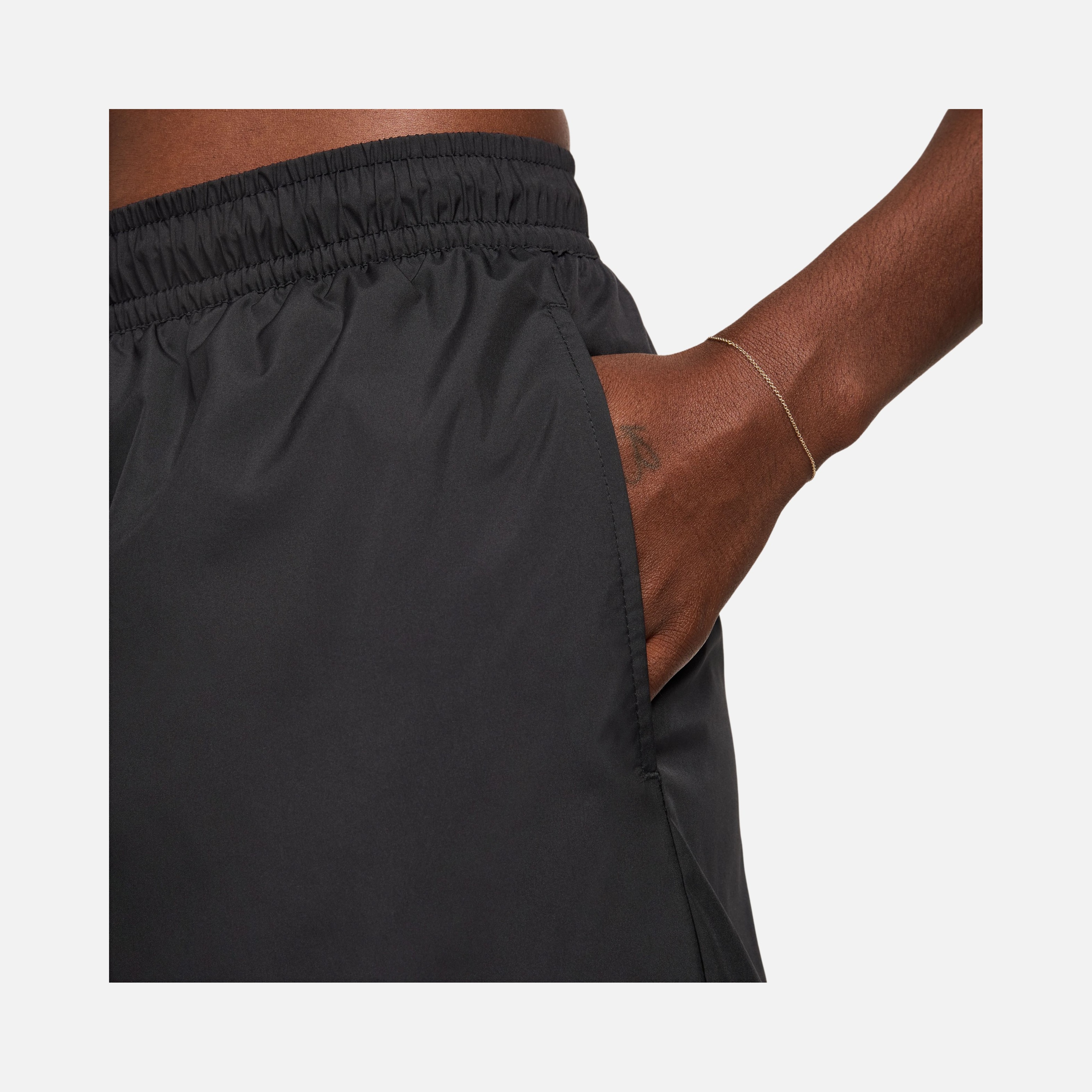 Nike Sportswear Classic Wovens Mid-Rise Kadın Şort