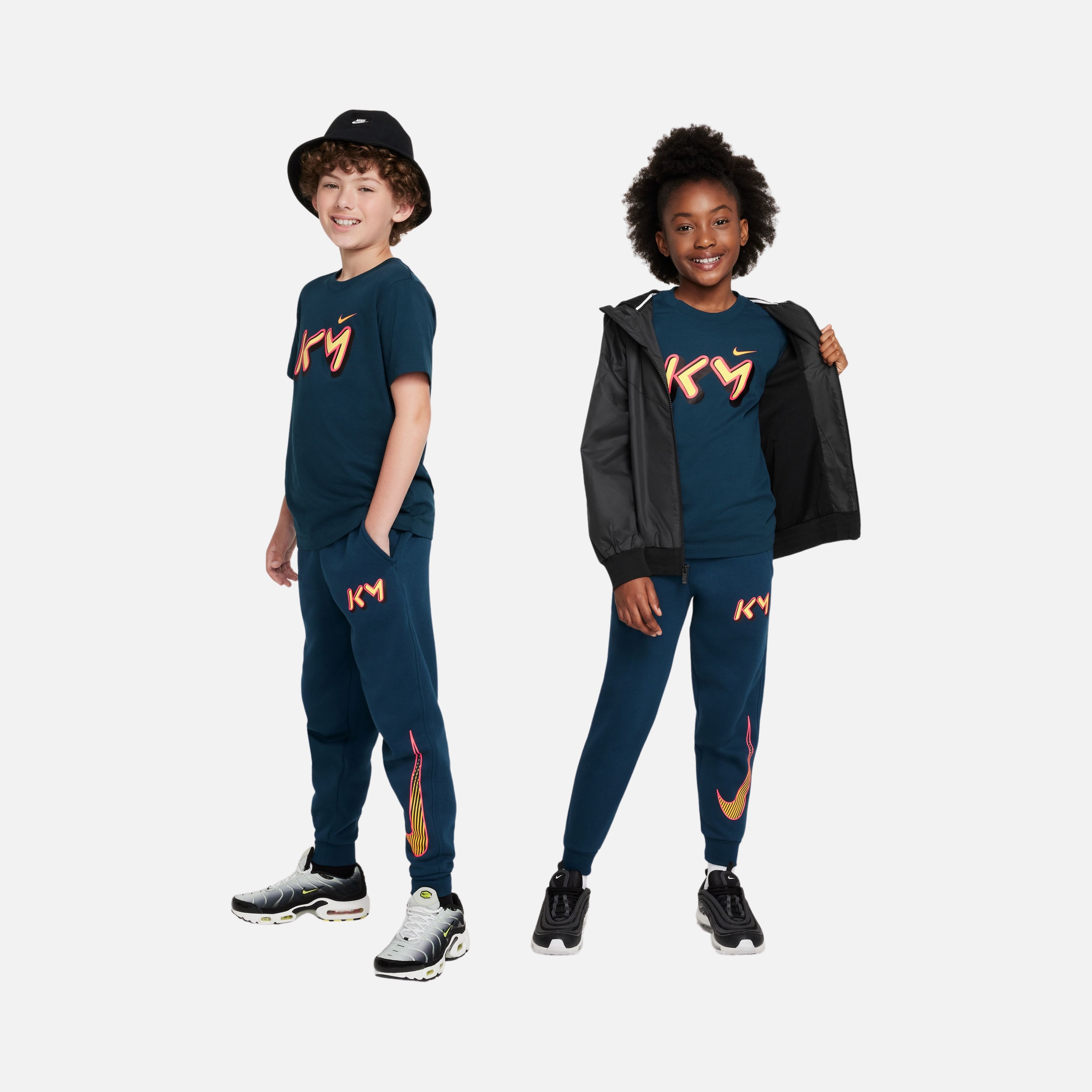Nike Sportswear Kylian Mbappé Multidirectional Short-Sleeve Çocuk Tişört