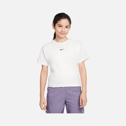 Nike Sportswear Boxy Essential Short-Sleeve (Girls') Çocuk Tişört
