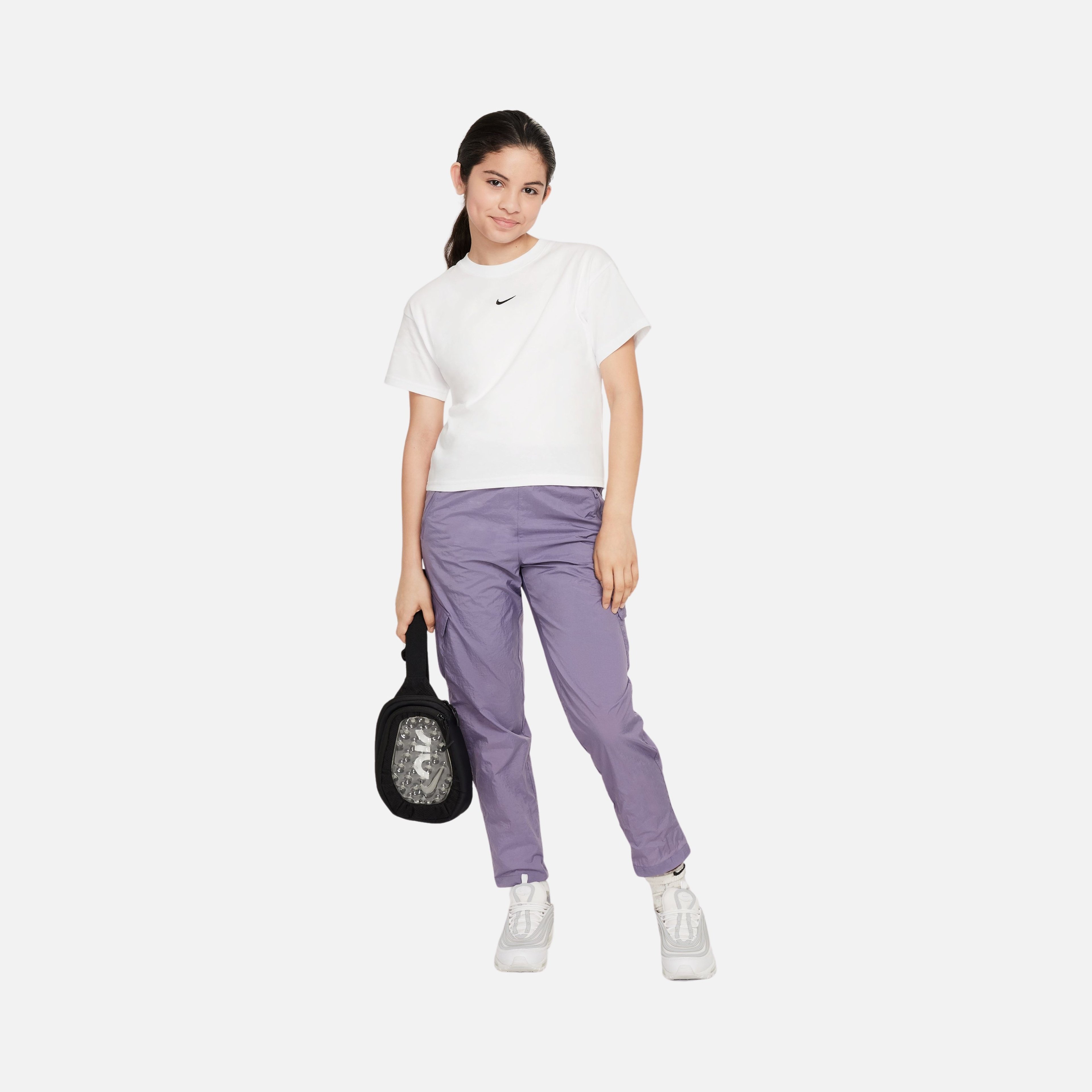 Nike Sportswear Boxy Essential Short-Sleeve (Girls') Çocuk Tişört