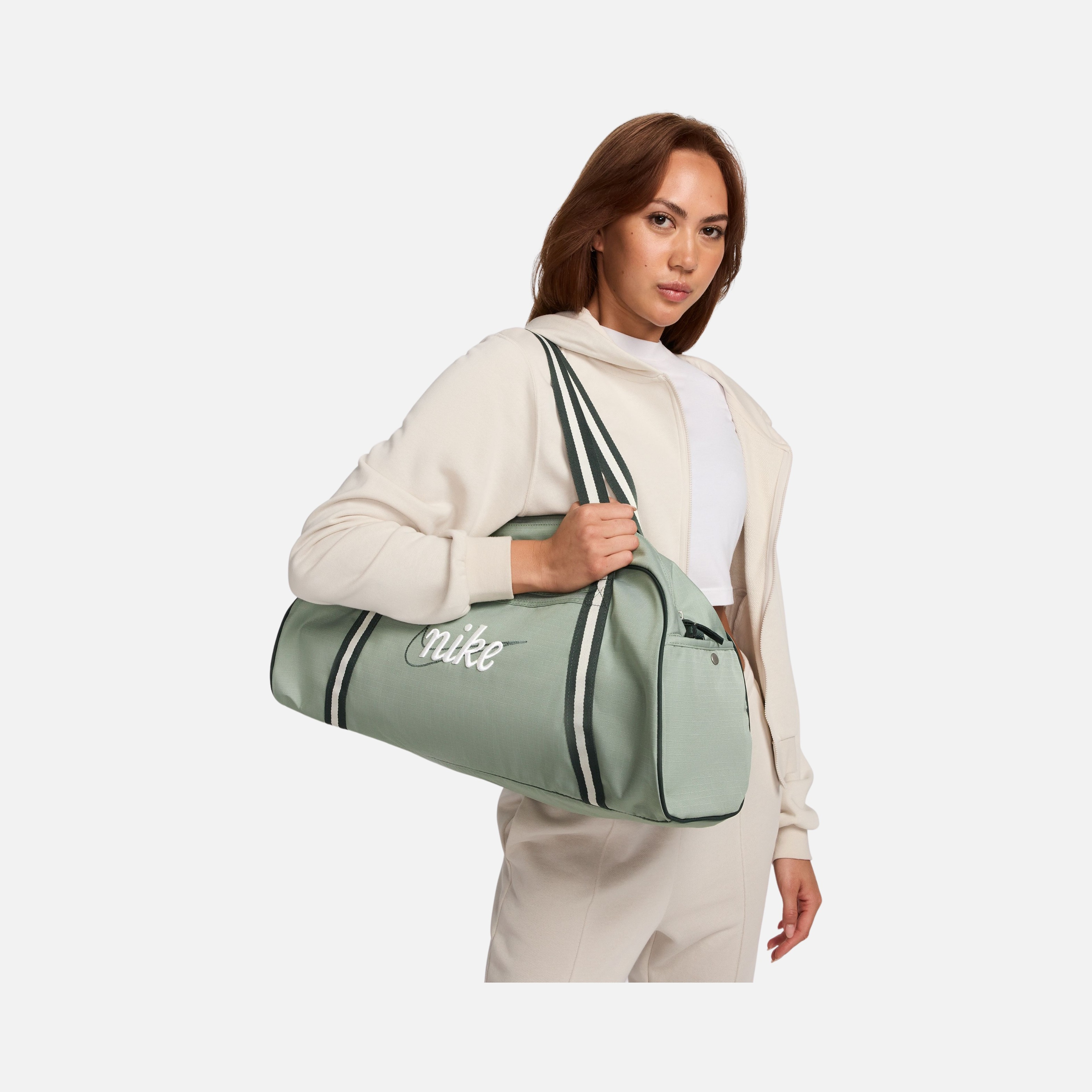 Nike Gym Club Retro Training (24 L) Kadın Spor Çantası