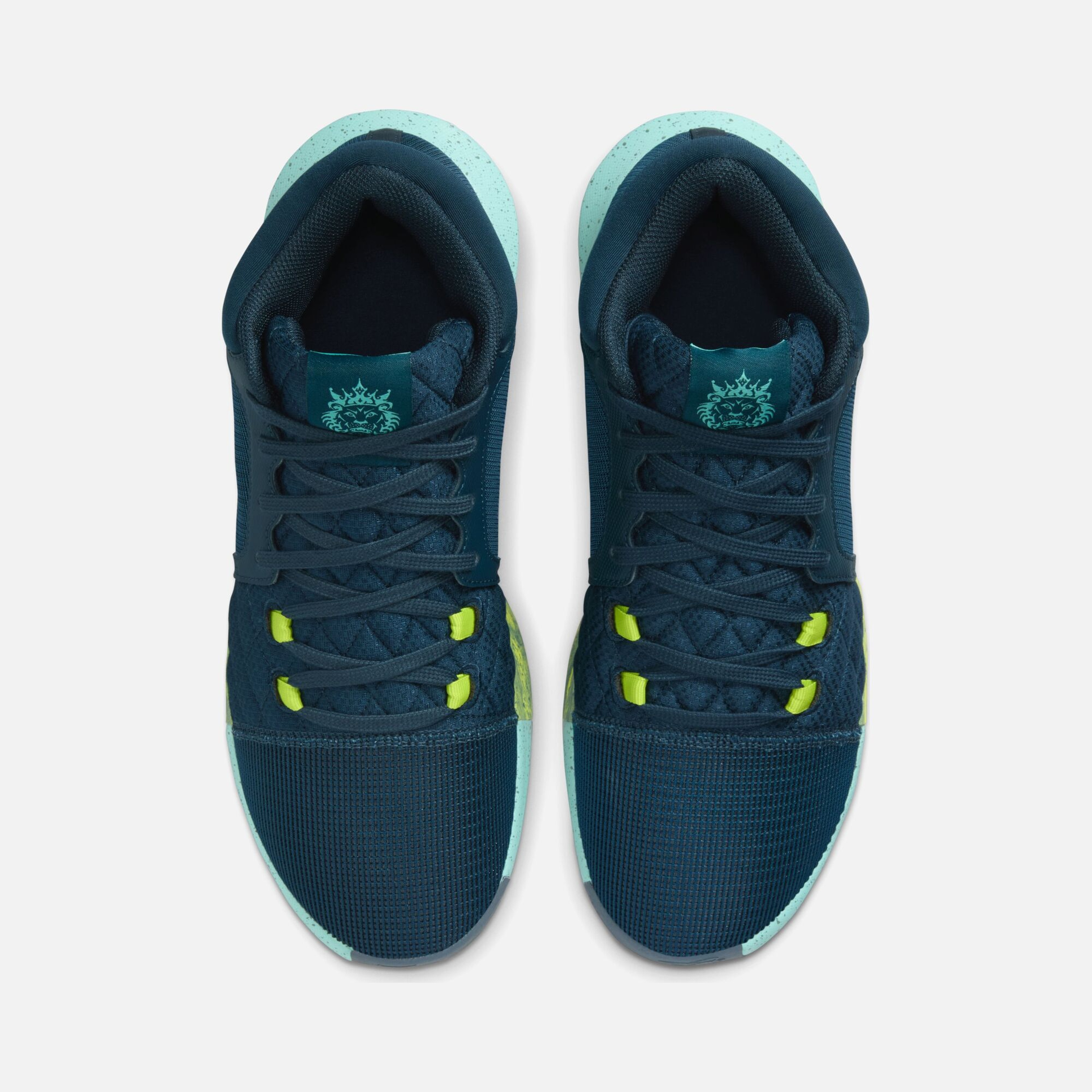 Nike LeBron James Witness VIII Erkek Basketbol Ayakkabısı