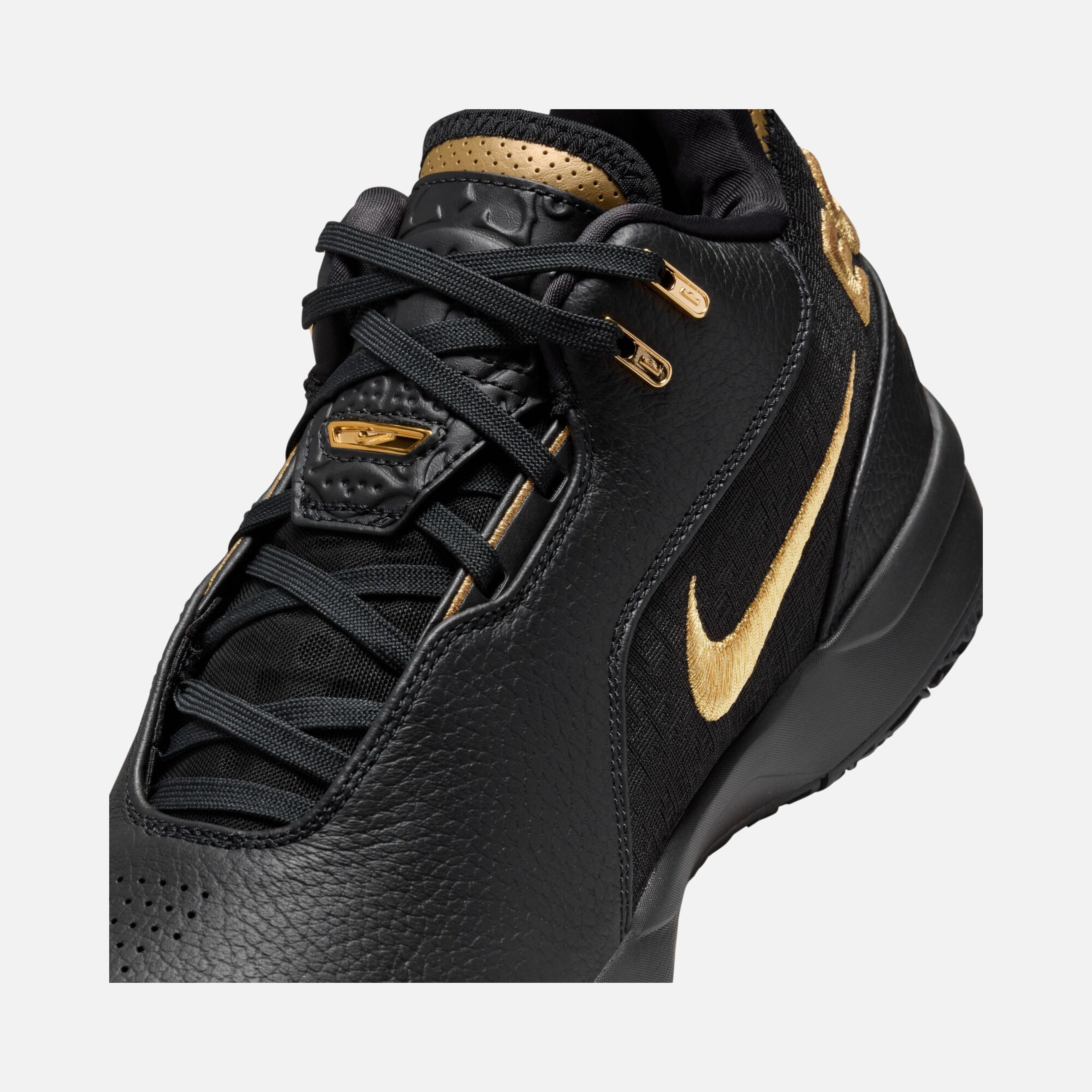Nike LeBron James NXXT Gen AMPD Erkek Basketbol Ayakkabısı