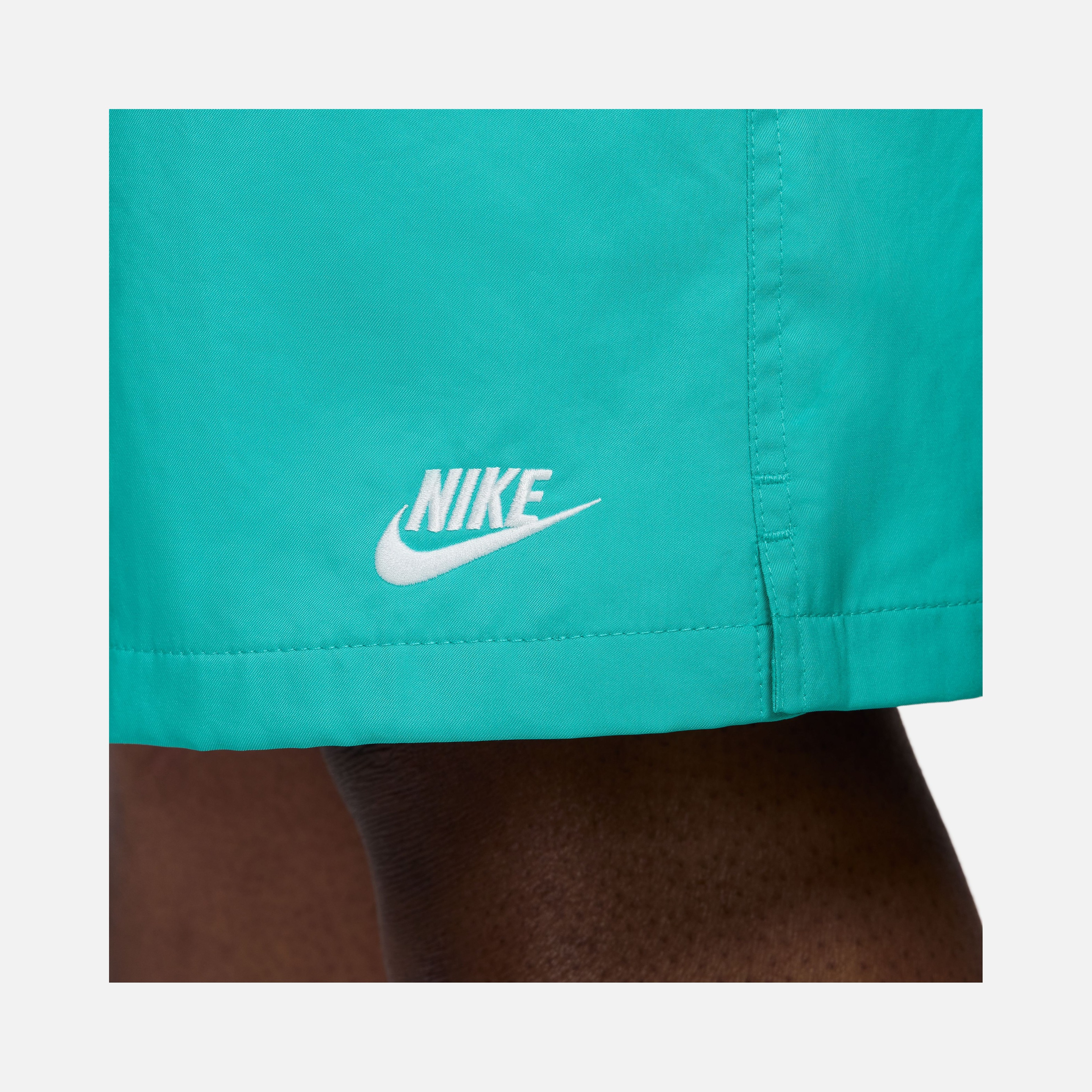 Nike Sportswear Club+ Flow Versatile Weave Loose Erkek Şort