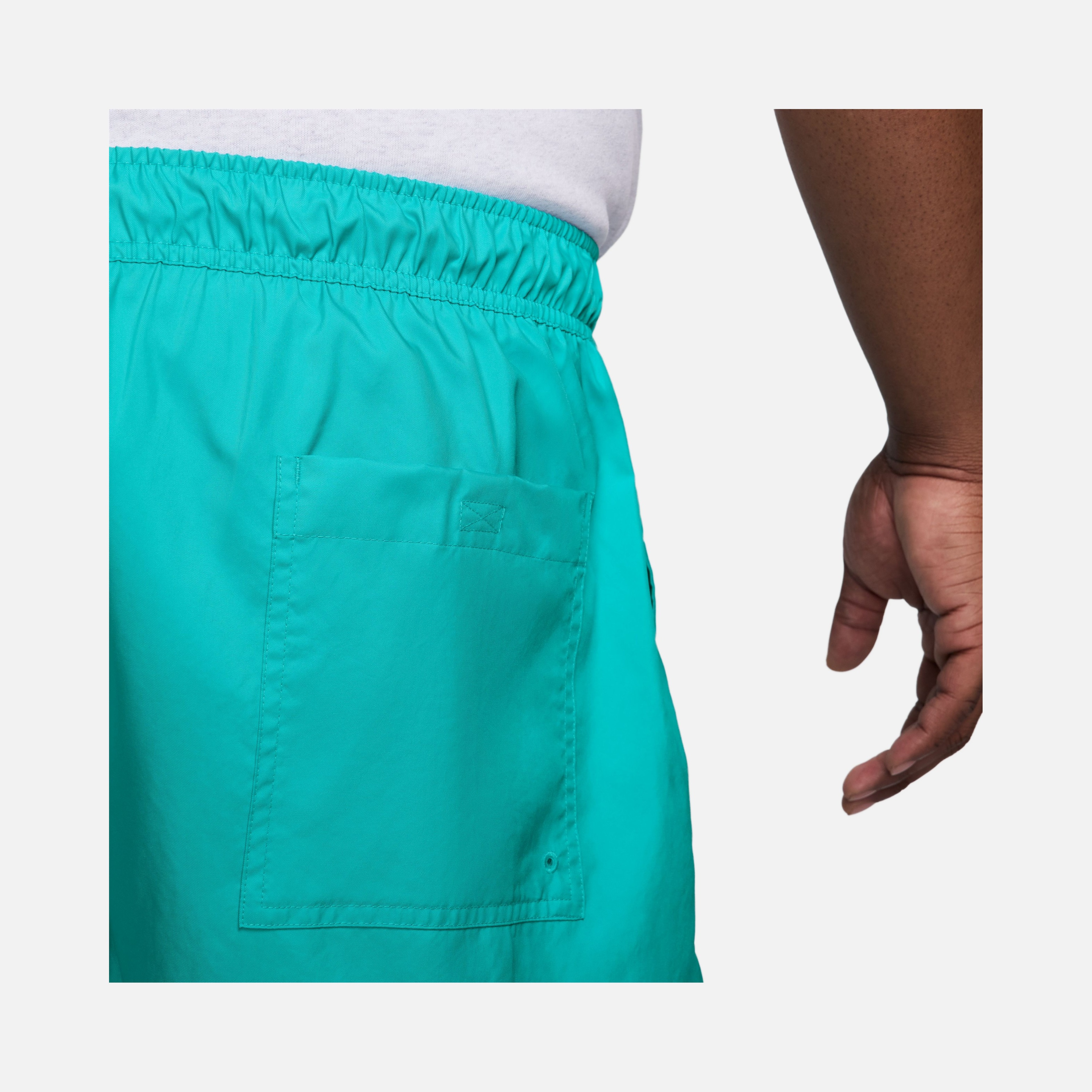 Nike Sportswear Club+ Flow Versatile Weave Loose Erkek Şort