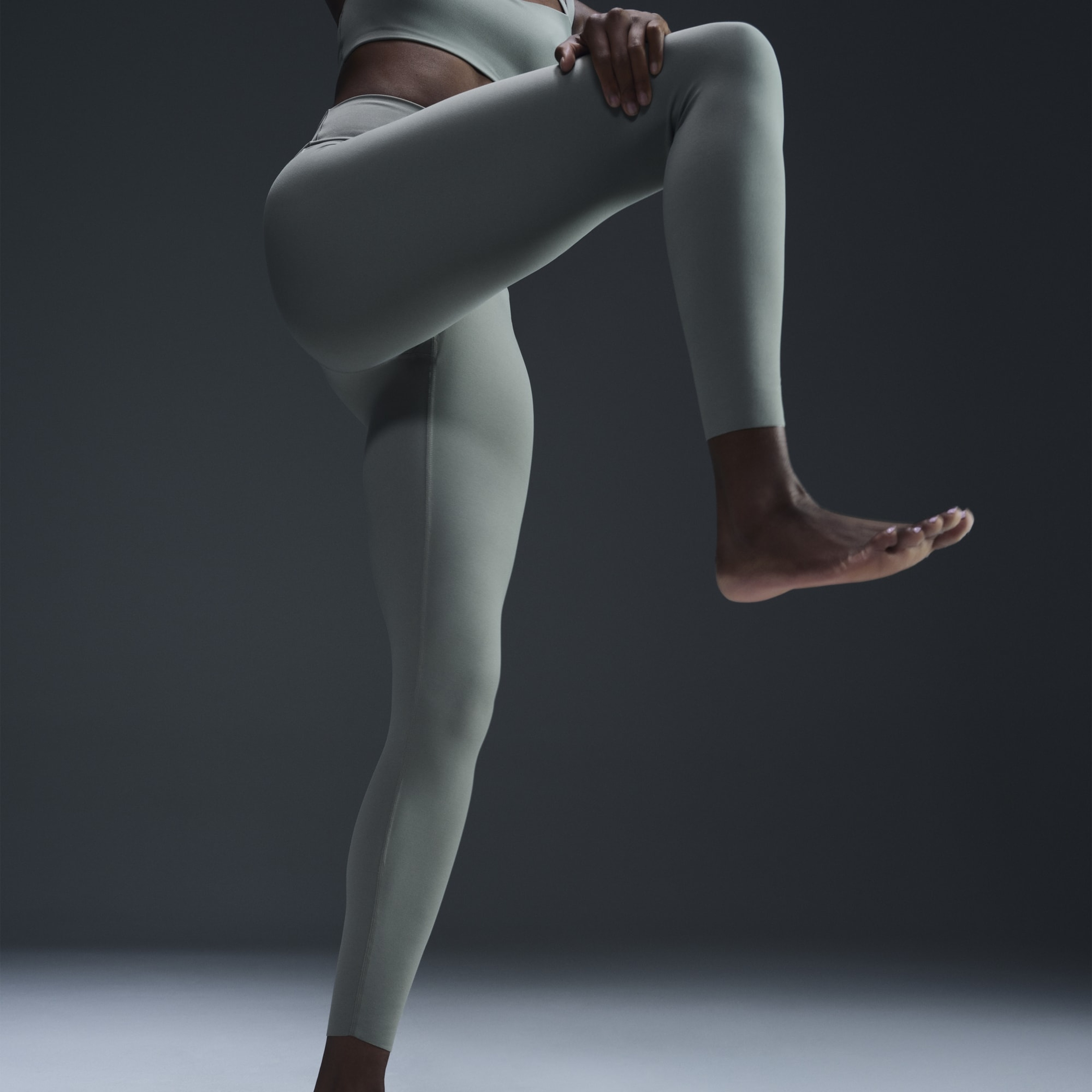 Nike Dri-Fit Zenvy Gentle-Support InfinaSoft High-Waisted 7/8 Training Kadın Tayt