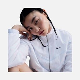 Nike Sportswear Essentials Windrunner Loose UV Woven Lined Full-Zip Kadın Ceket