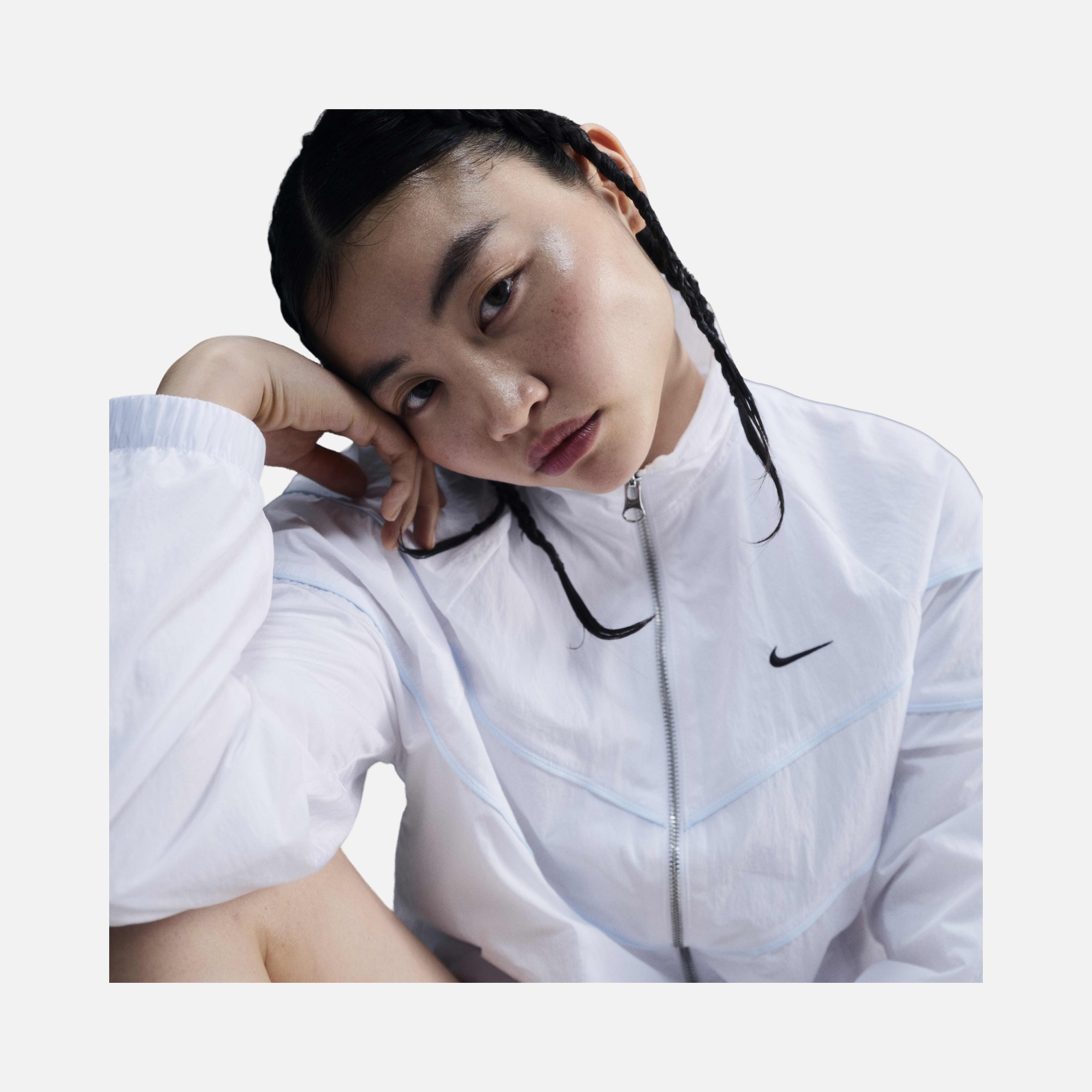 Nike Sportswear Essentials Windrunner Loose UV Woven Lined Full-Zip Kadın Ceket