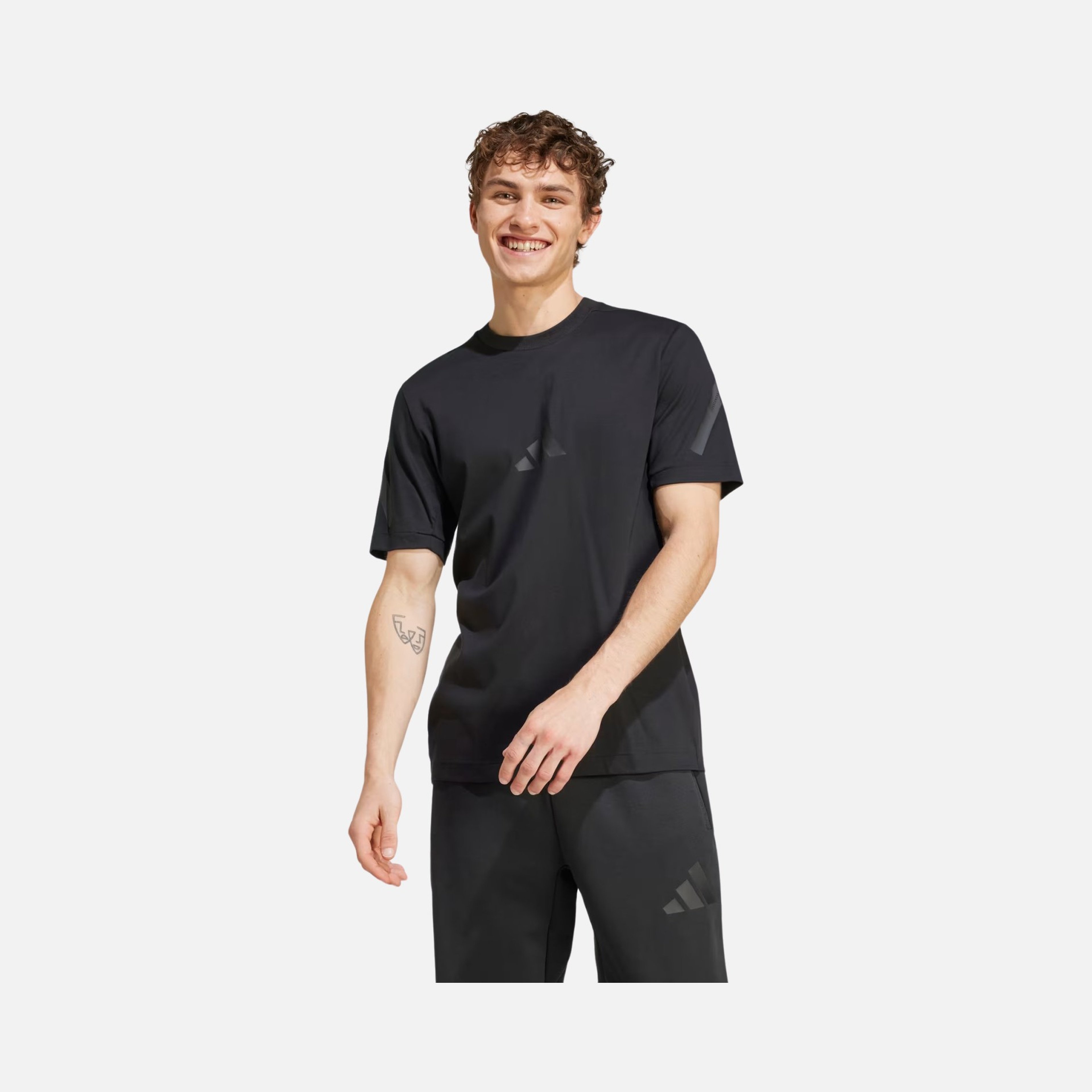 adidas Sportswear Z.N.E. (UPF) Factor Short-Sleeve Erkek Tişört