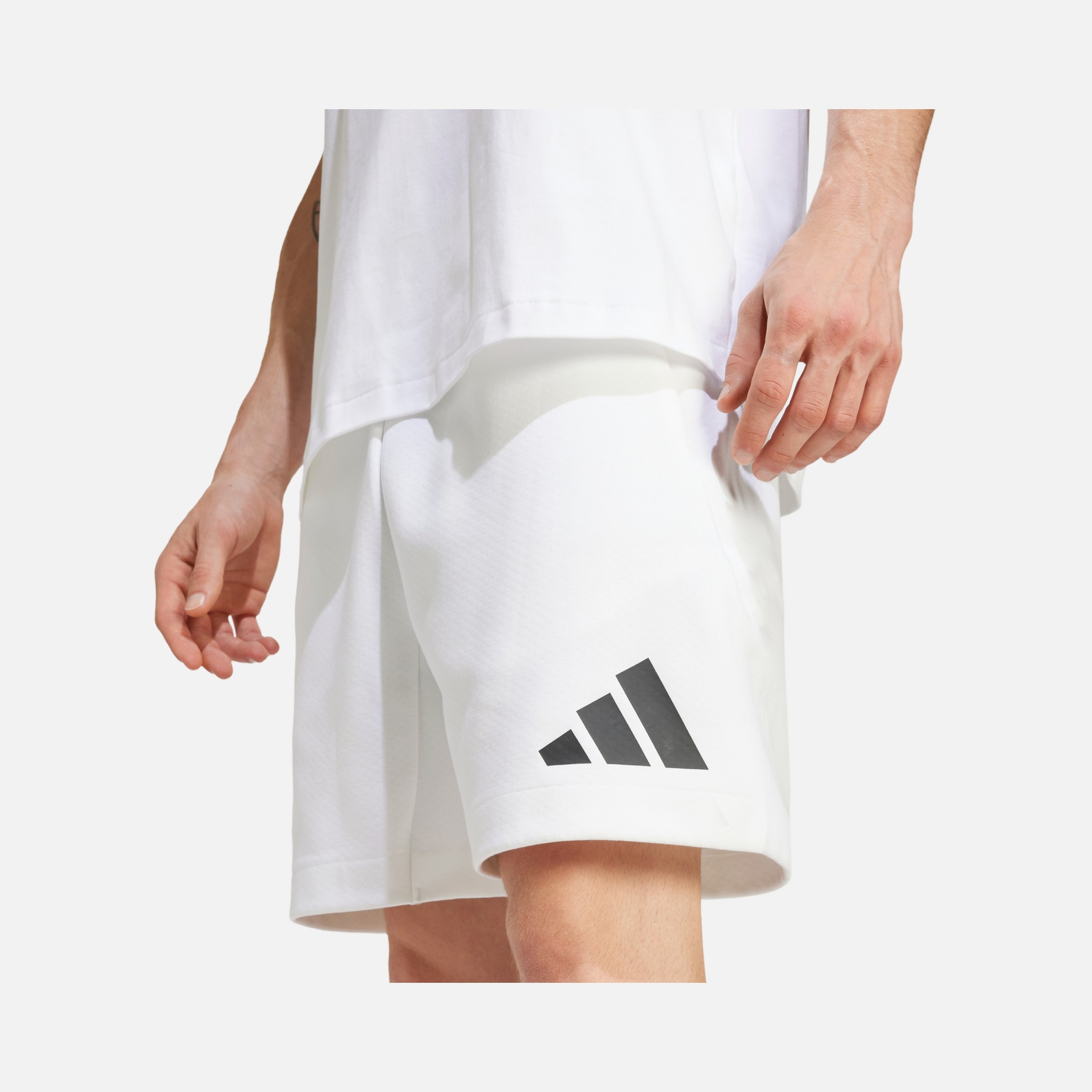 adidas Z.N.E. Sportswear Regular-Fit Mid-Rise Erkek Şort