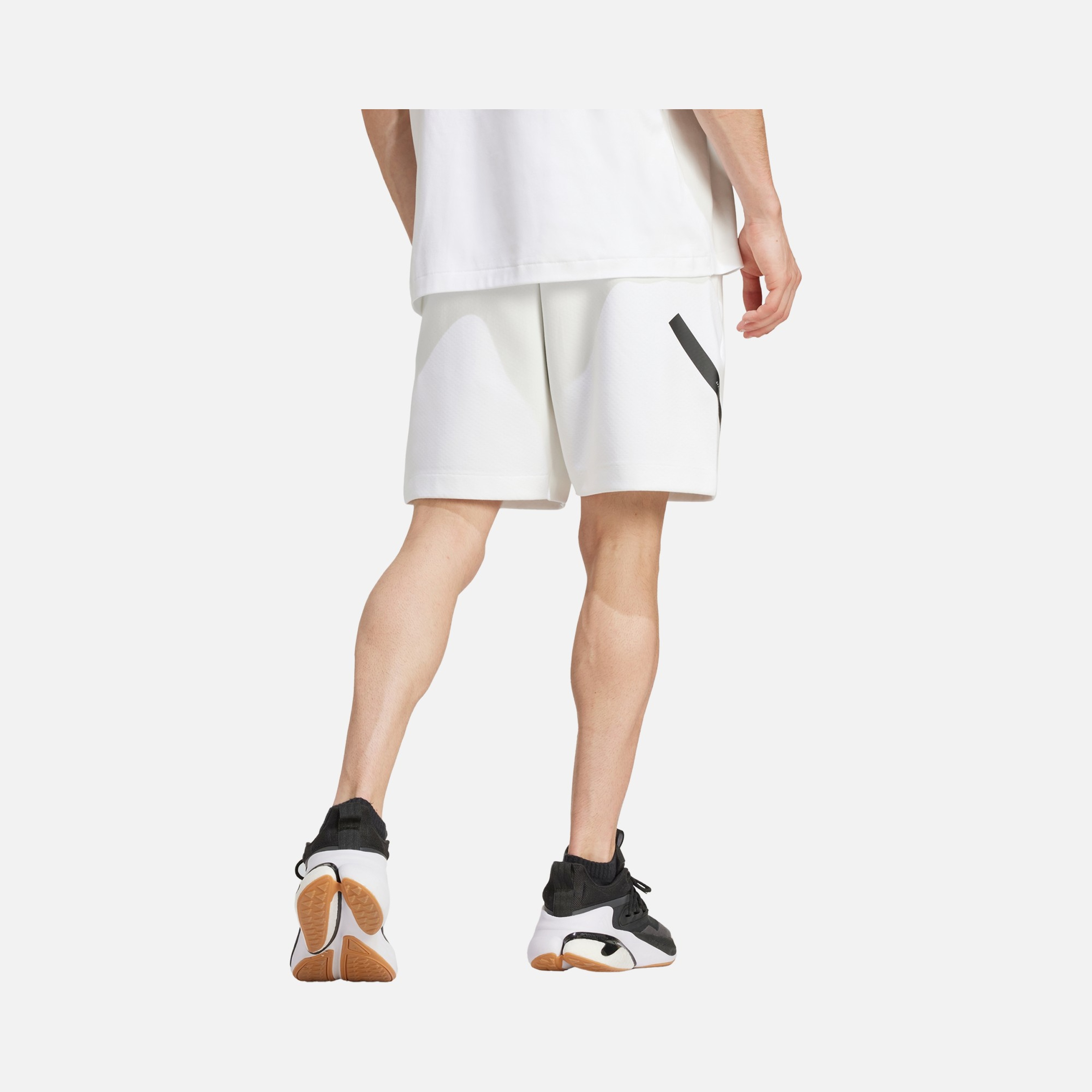 adidas Z.N.E. Sportswear Regular-Fit Mid-Rise Erkek Şort