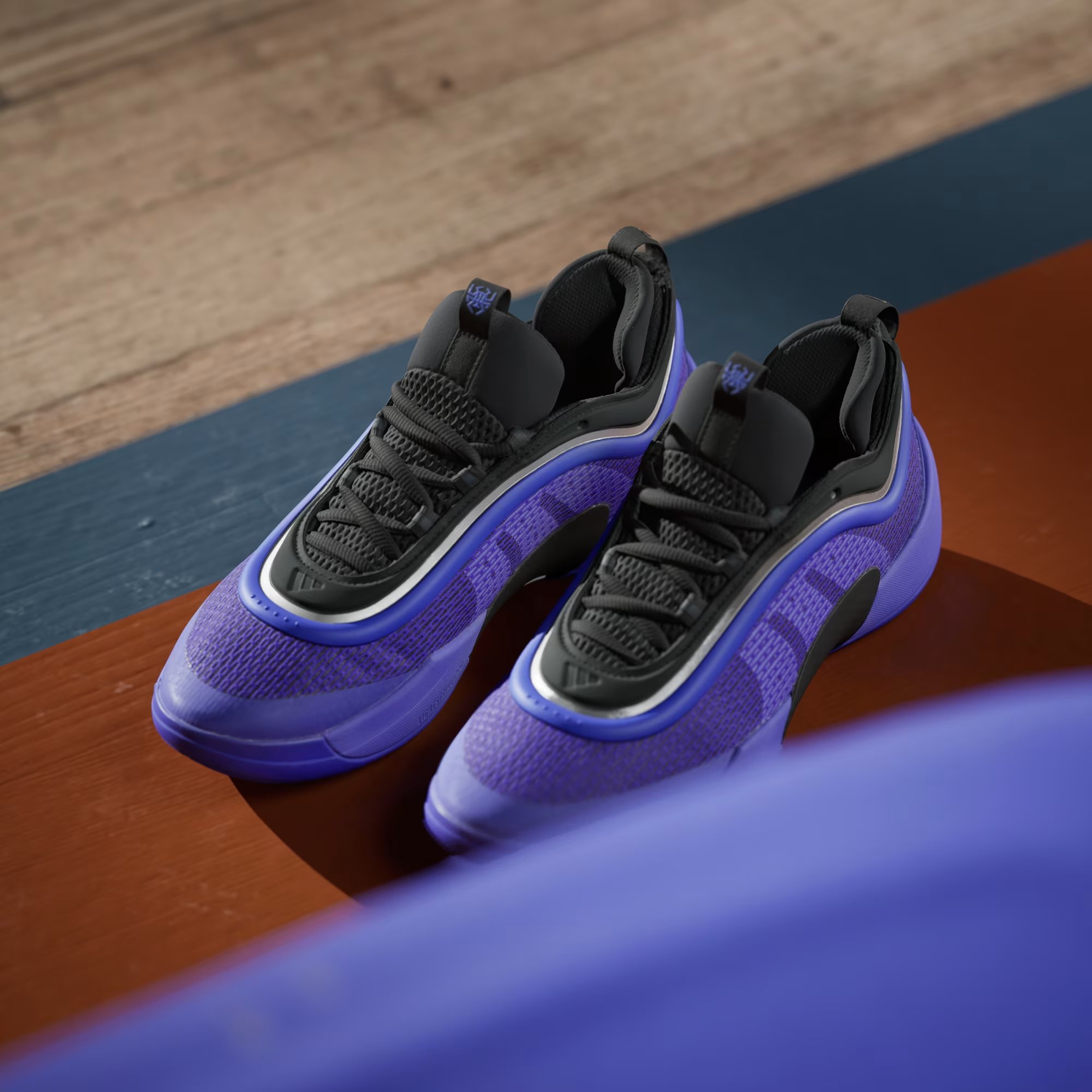 adidas D.O.N. Issue 6 Erkek Basketbol Ayakkabısı