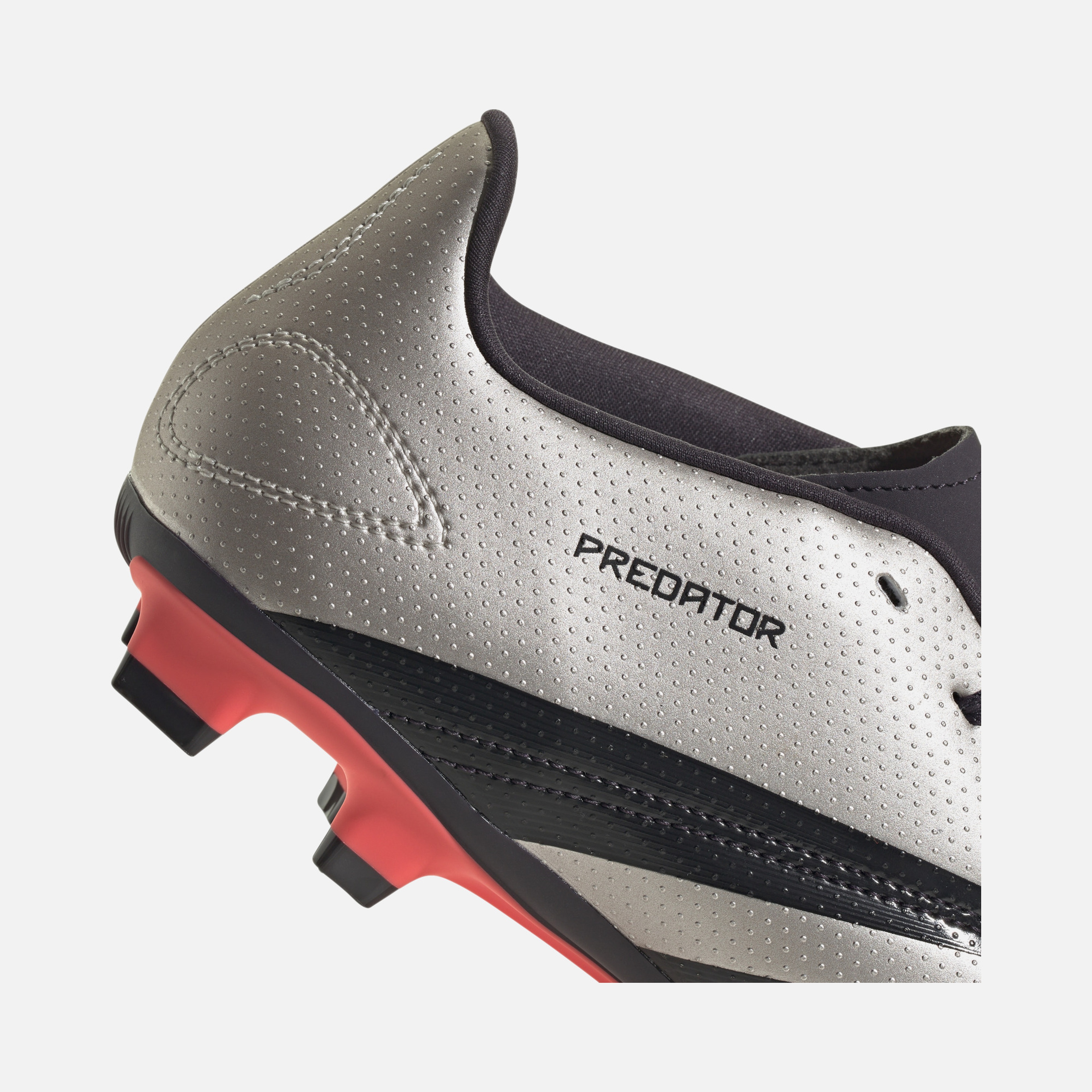 adidas Predator Club FxG Flexible Ground Erkek Krampon