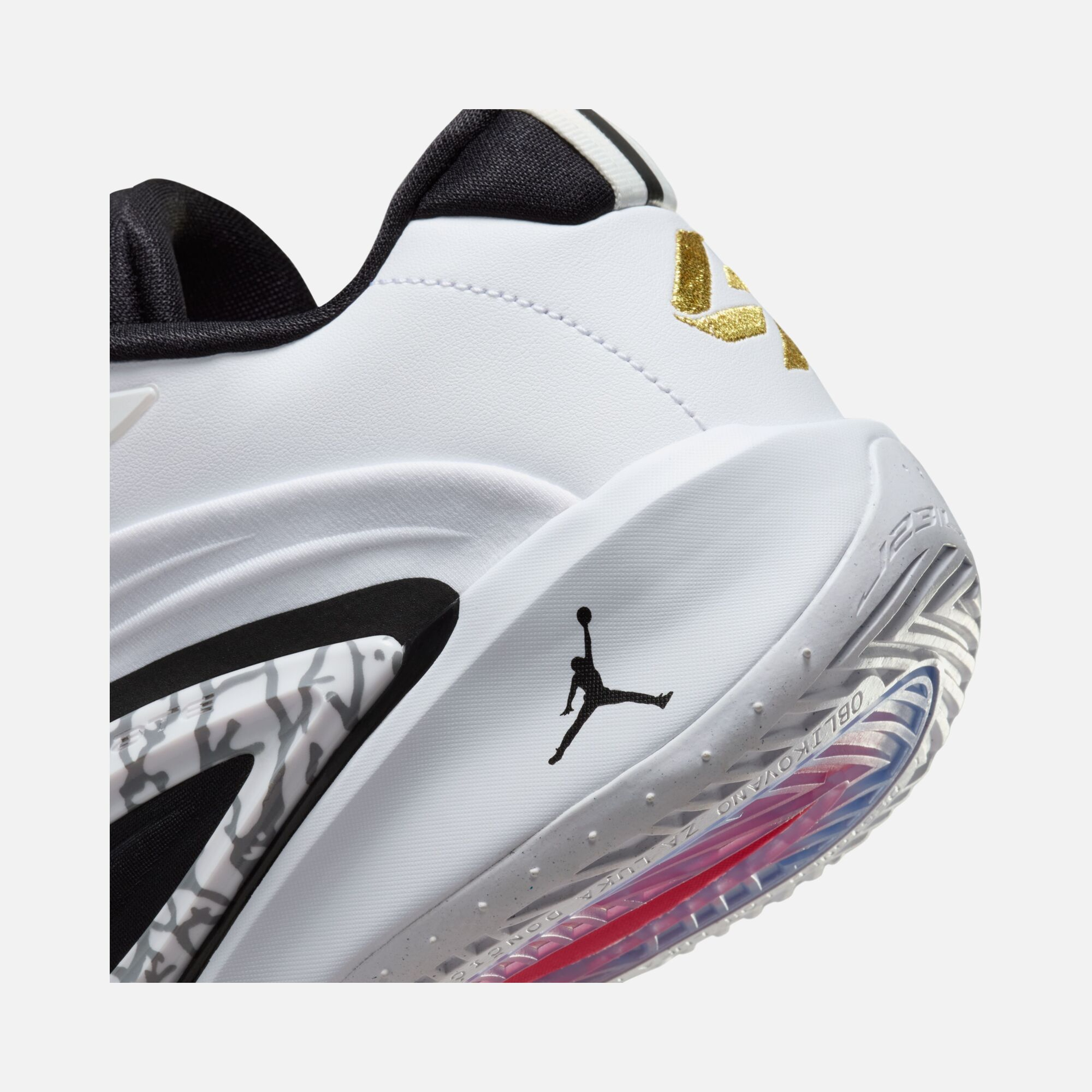 Nike Jordan Luka Doncic 3 FW24 Erkek Basketbol Ayakkabısı