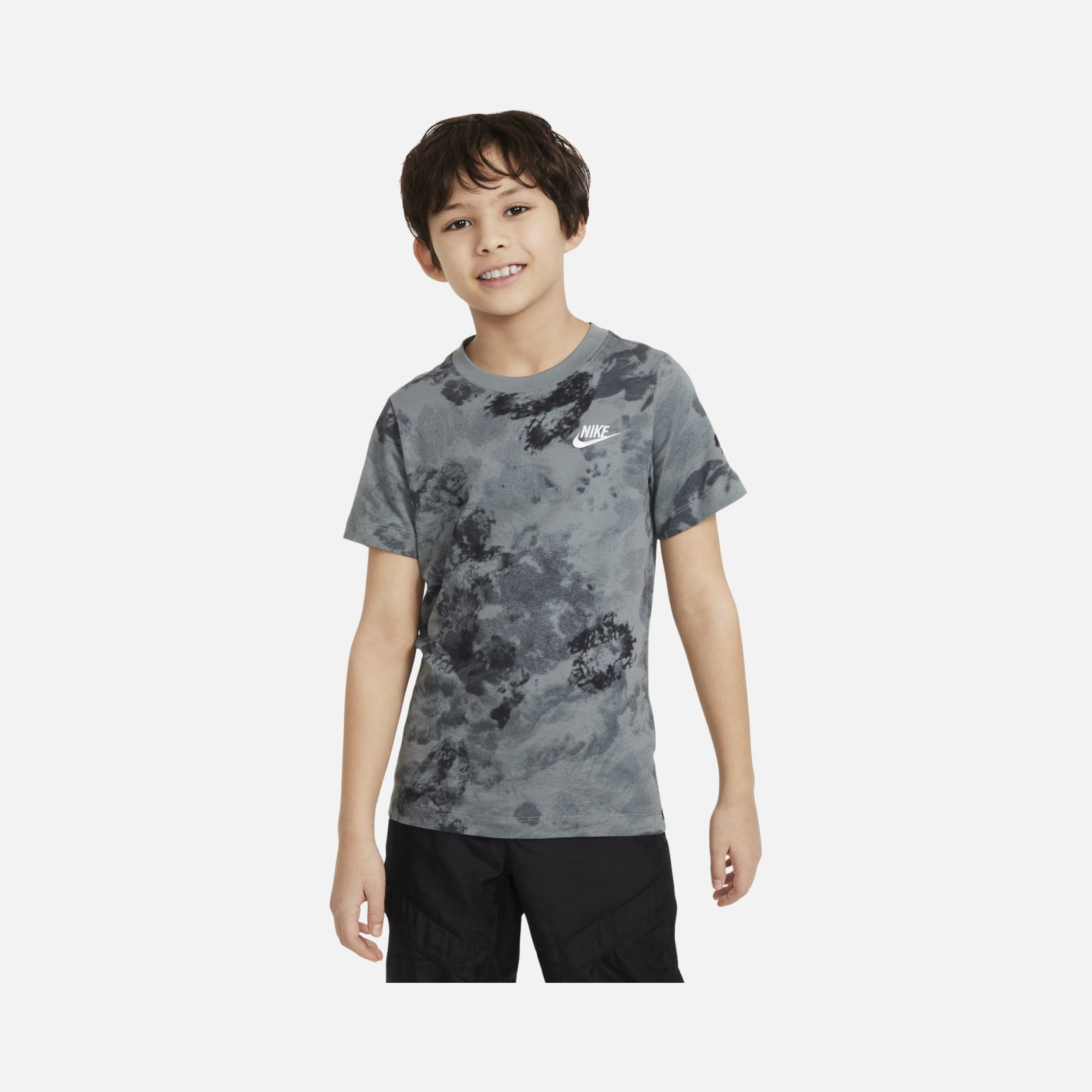 Nike Sportswear Club+ Floral Print Short-Sleeve Çocuk Tişört