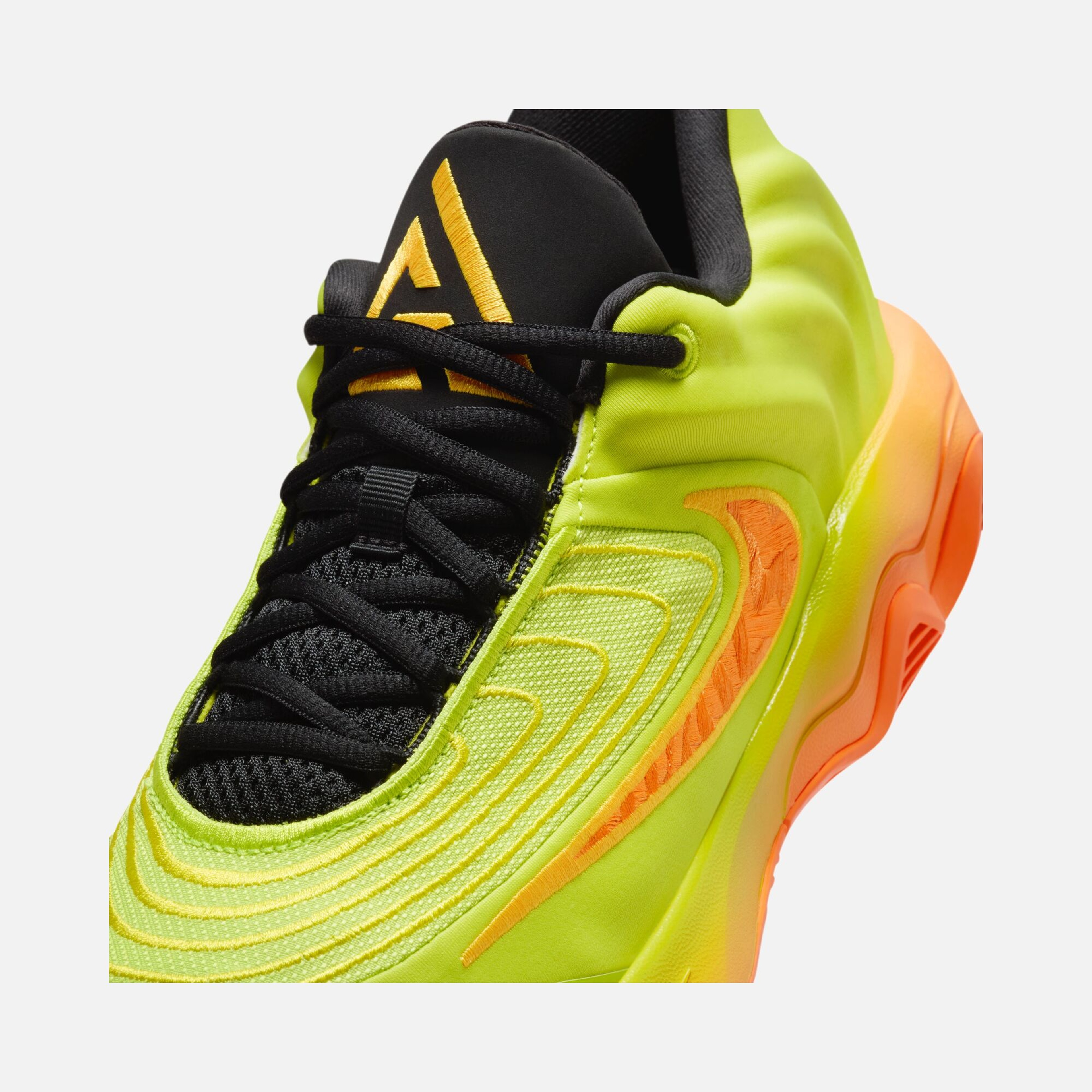 Nike Giannis Antetokounmpo Signature Core Immortality 4 Erkek Basketbol Ayakkabısı