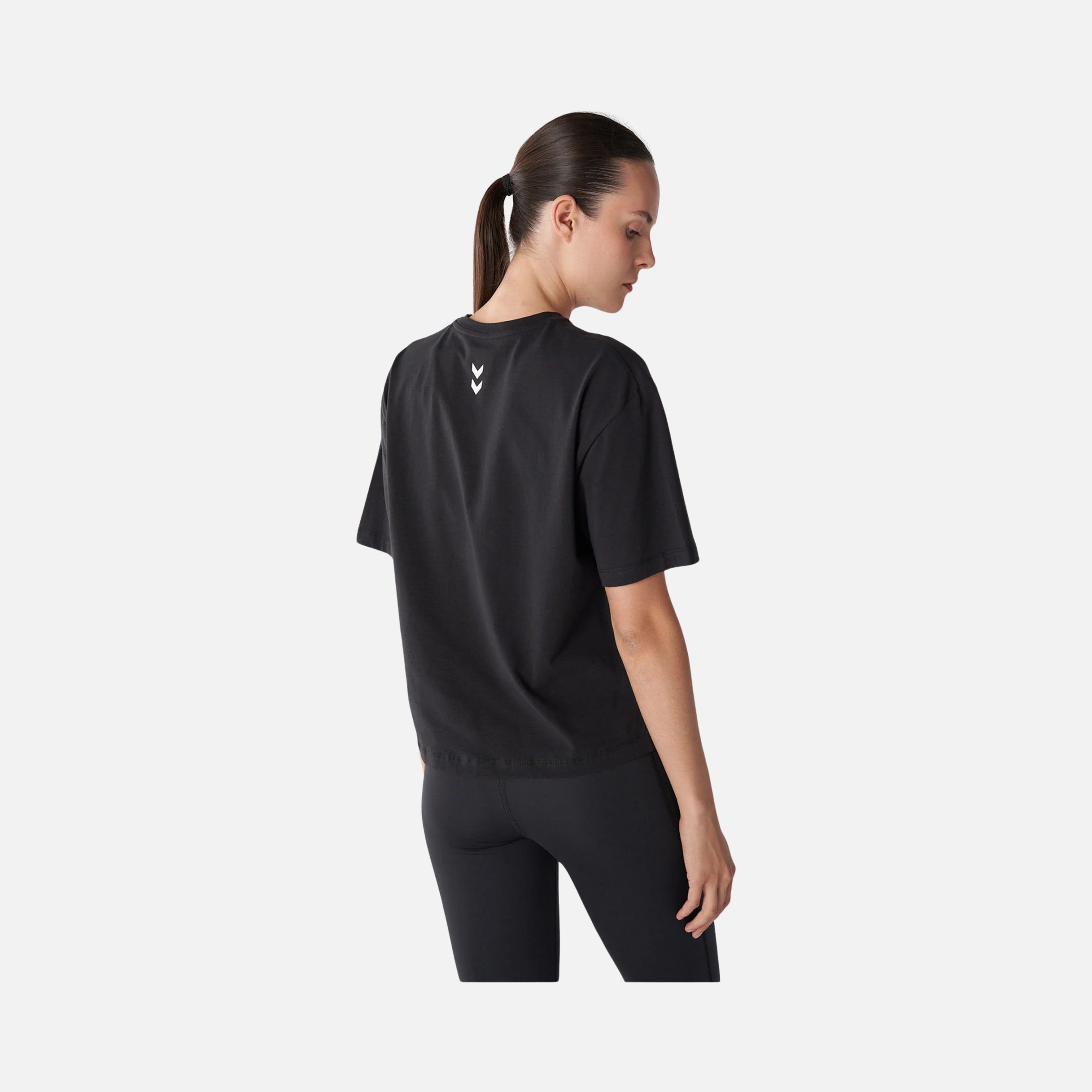 Hummel Sportswear T-MT Ultra Boxy Short-Sleeve Kadın Tişört