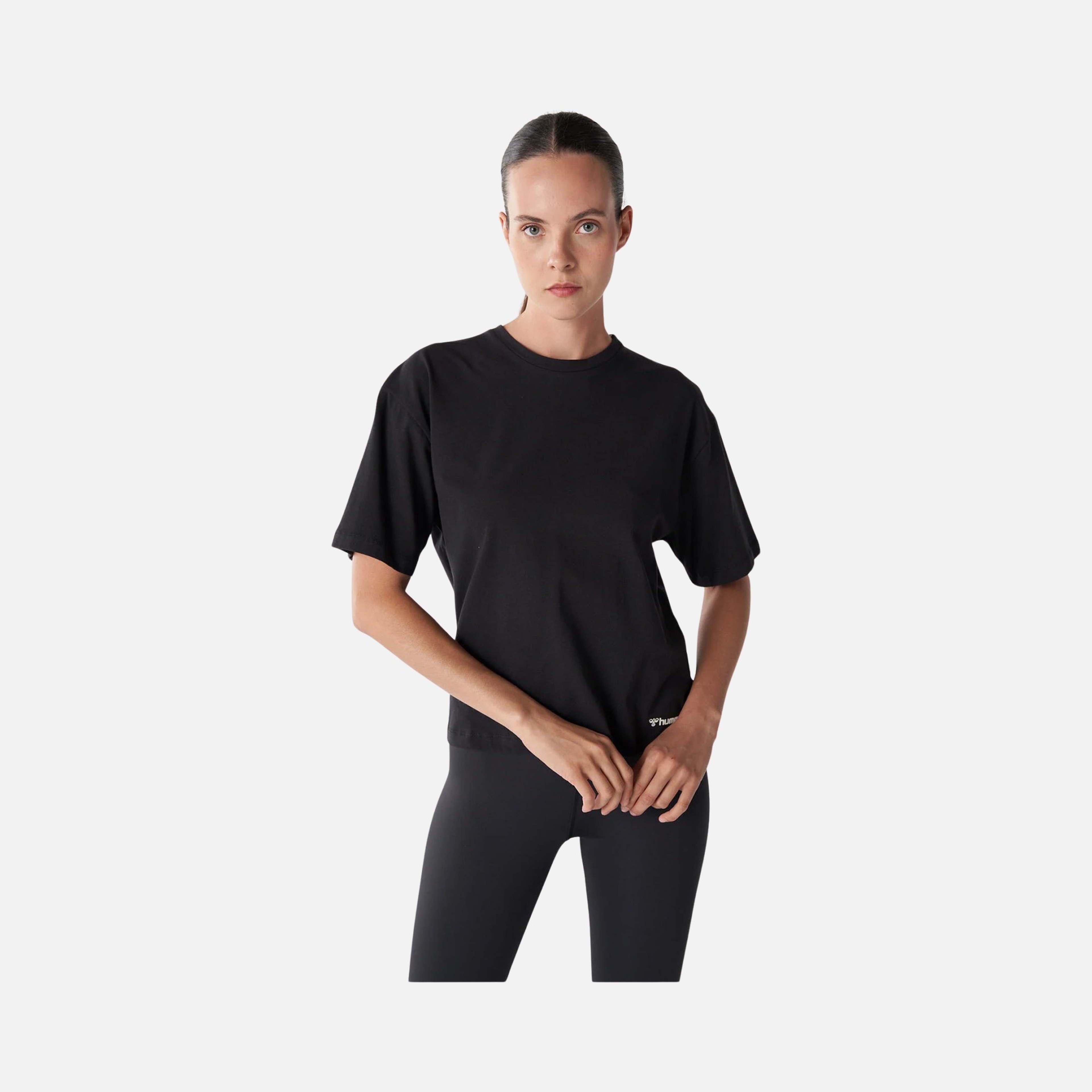 Hummel Sportswear T-MT Ultra Boxy Short-Sleeve Kadın Tişört