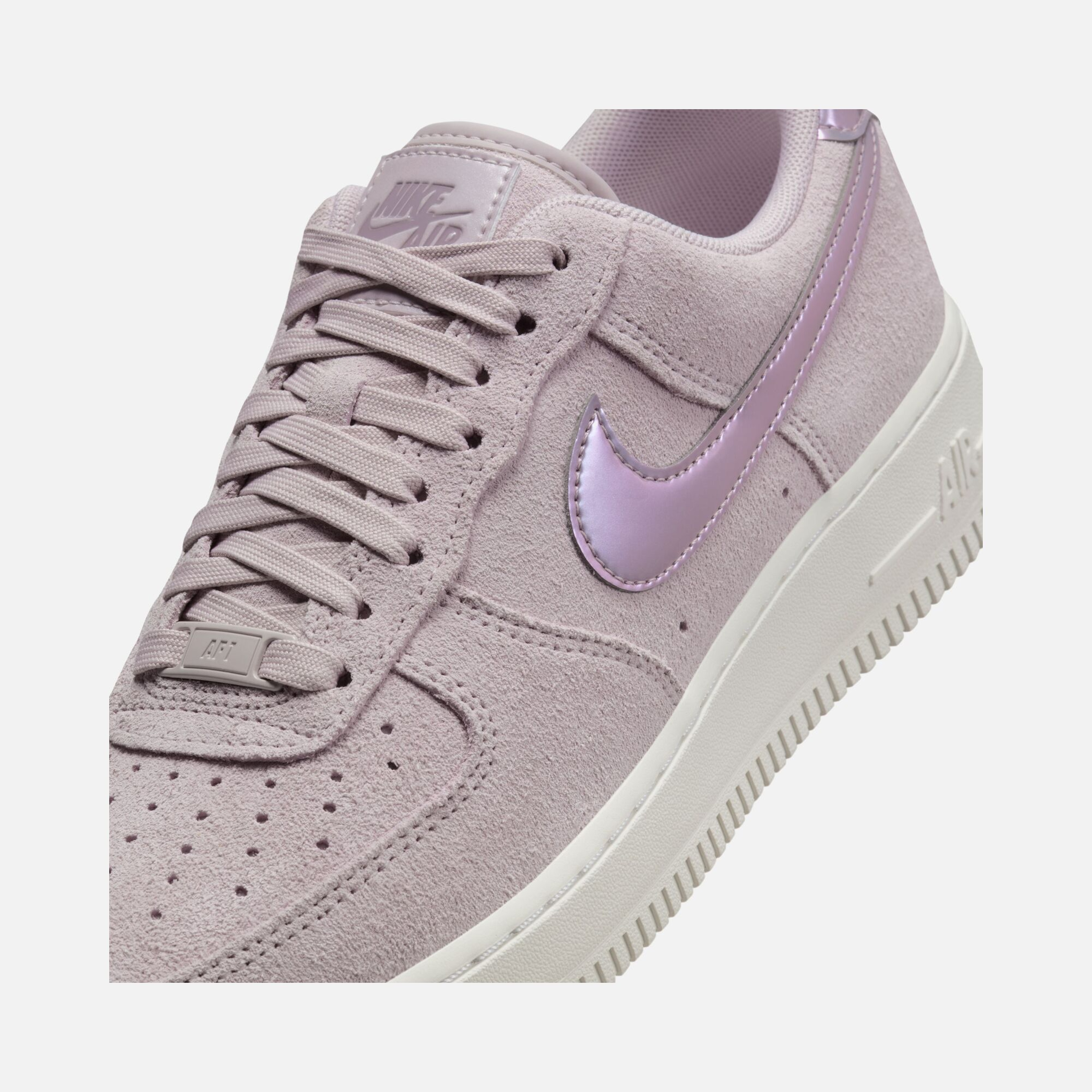 Nike Air Force 1 '07 SE ''Suede Upper'' Kadın Spor Ayakkabı