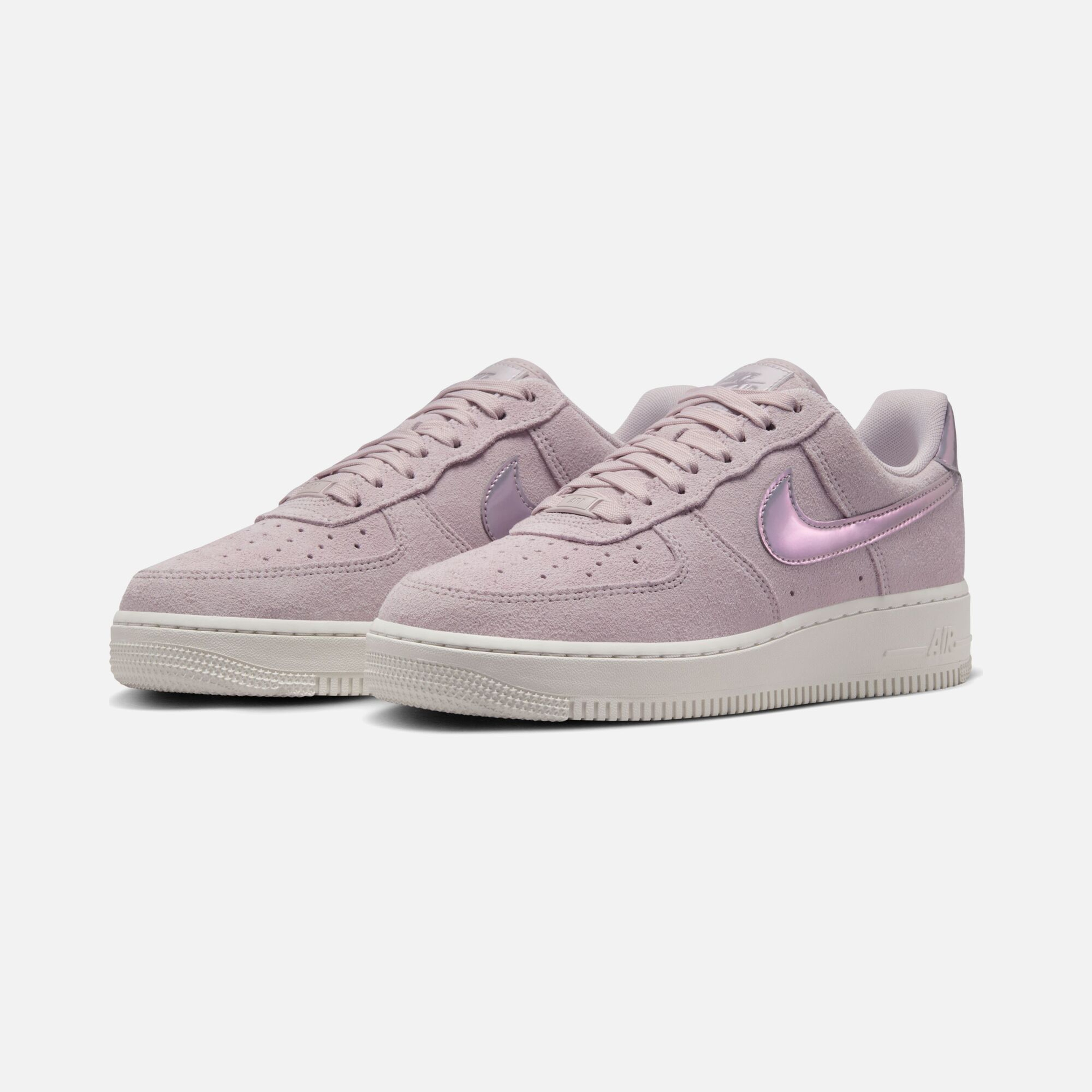 Nike Air Force 1 '07 SE ''Suede Upper'' Kadın Spor Ayakkabı